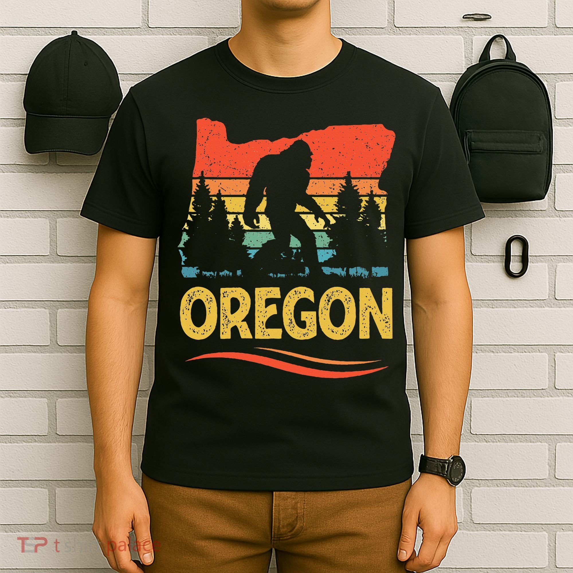 Oregon Bigfoot Oregon With A Bigfoot Or A Sasquatch T-Shirt