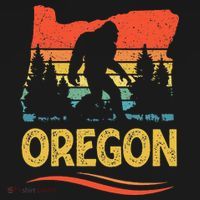 Oregon Bigfoot Oregon With A Bigfoot Or A Sasquatch Women's Hoodie thumb 2