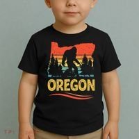 Oregon Bigfoot Oregon With A Bigfoot Or A Sasquatch Toddler T-Shirt thumb 2
