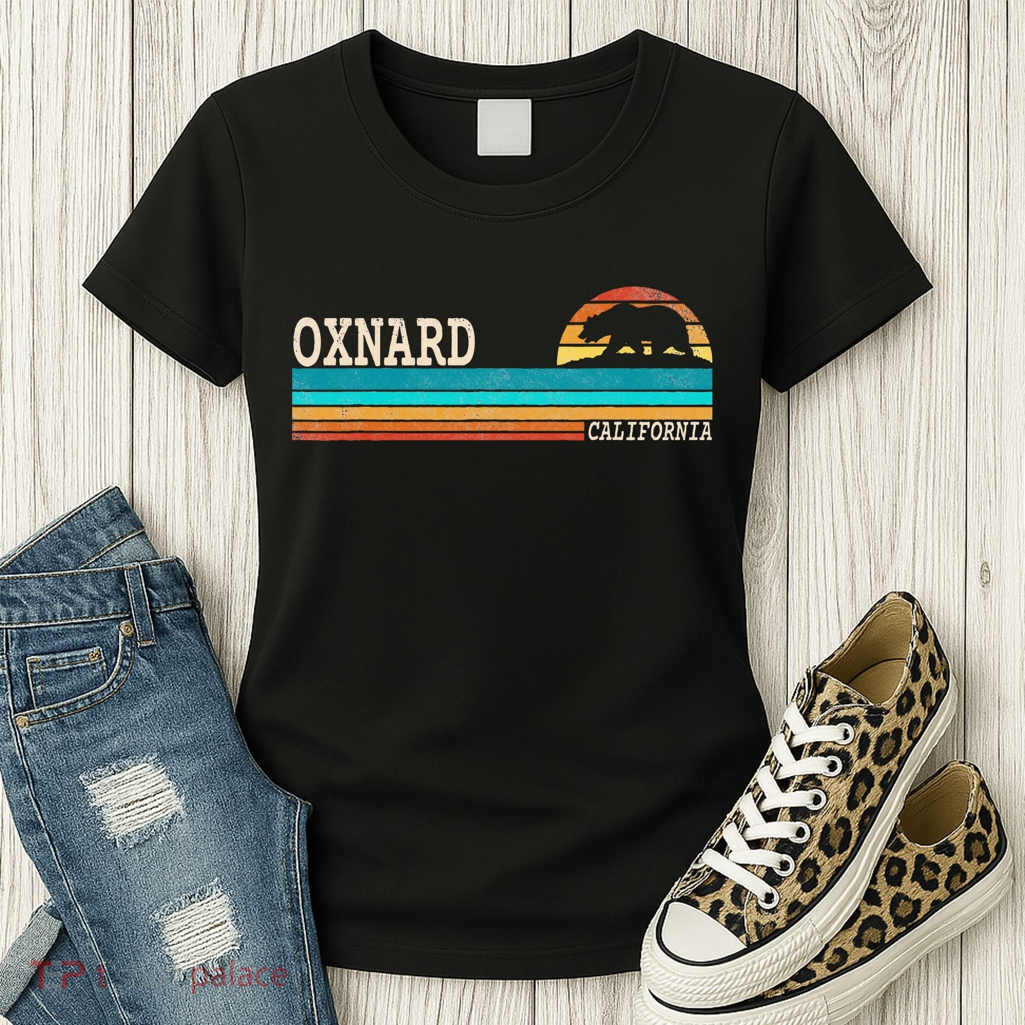 Oxnard California State Bear Retro Sunset Women's T-Shirt