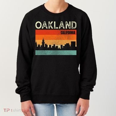 Oakland California Town Skyline Women's Sweatshirt