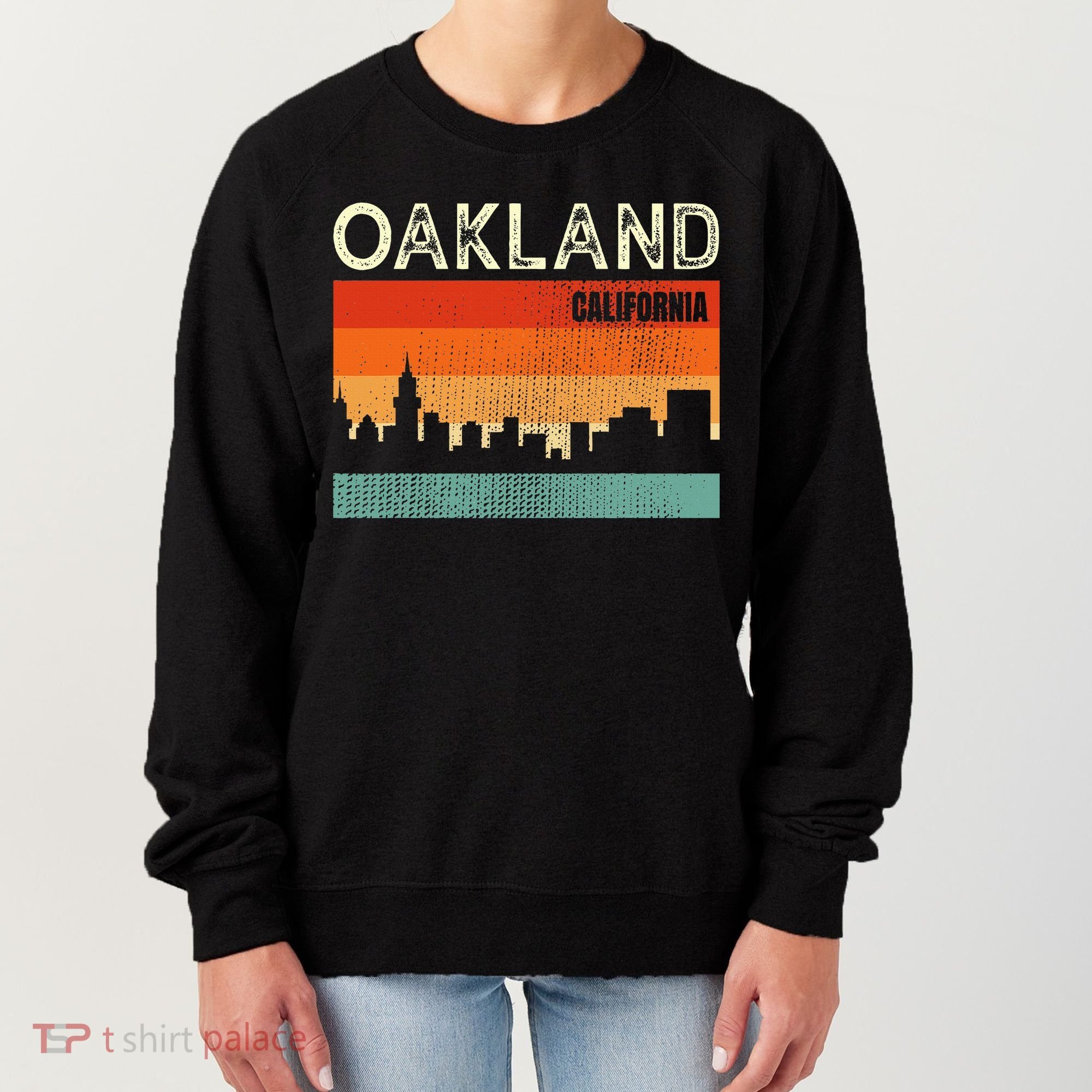 Oakland California Town Skyline Women's Sweatshirt