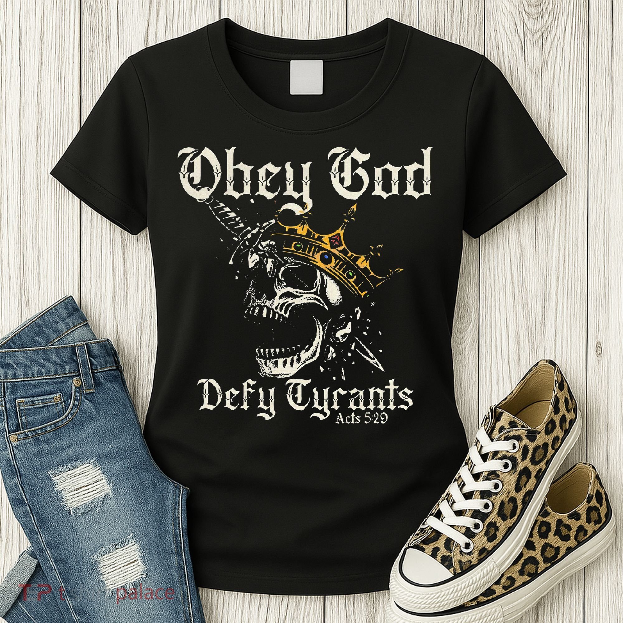 Obey God Defy Tyrants Skull Women's T-Shirt