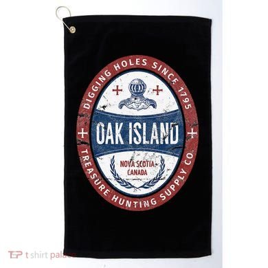 Oak Island Treasure Hunting Retro Templar Knight Treasure Gi Golf Towel