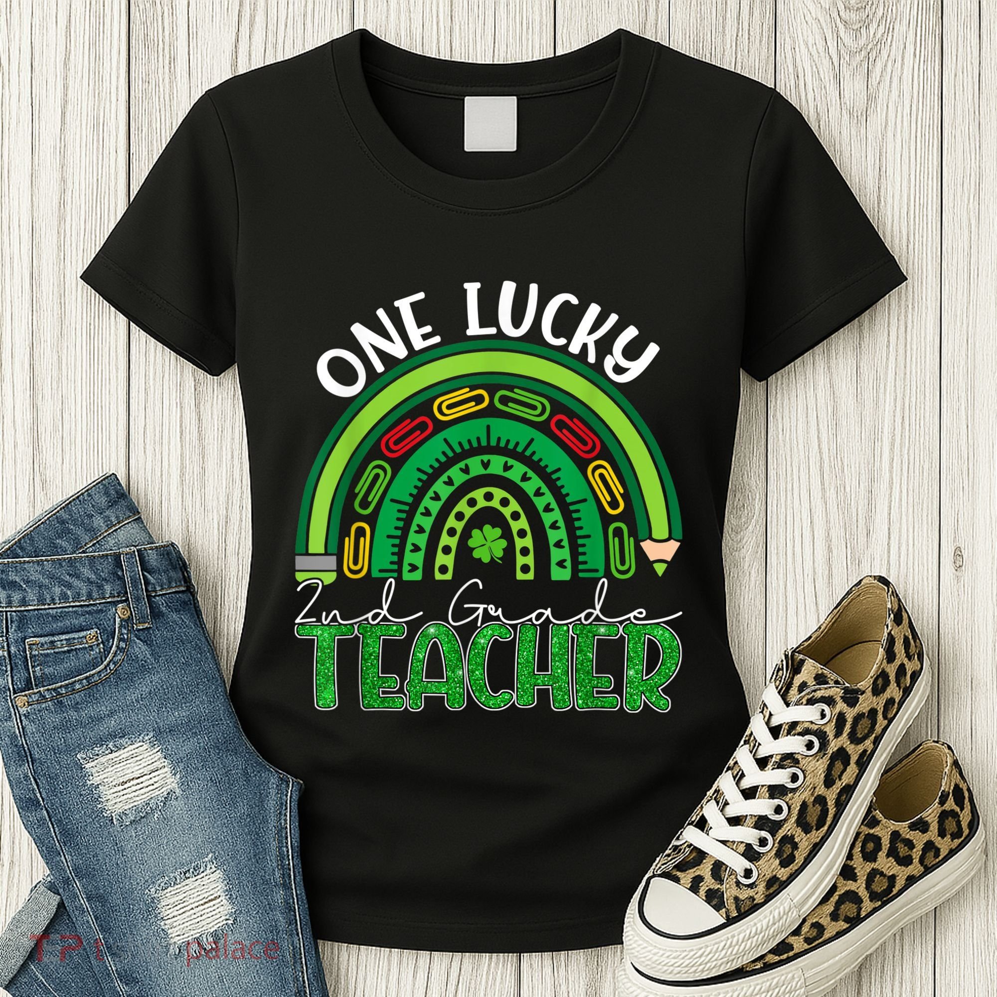 One Lucky 2nd Grade Teacher St Patricks Day Teacher Rainbow Women's T-Shirt