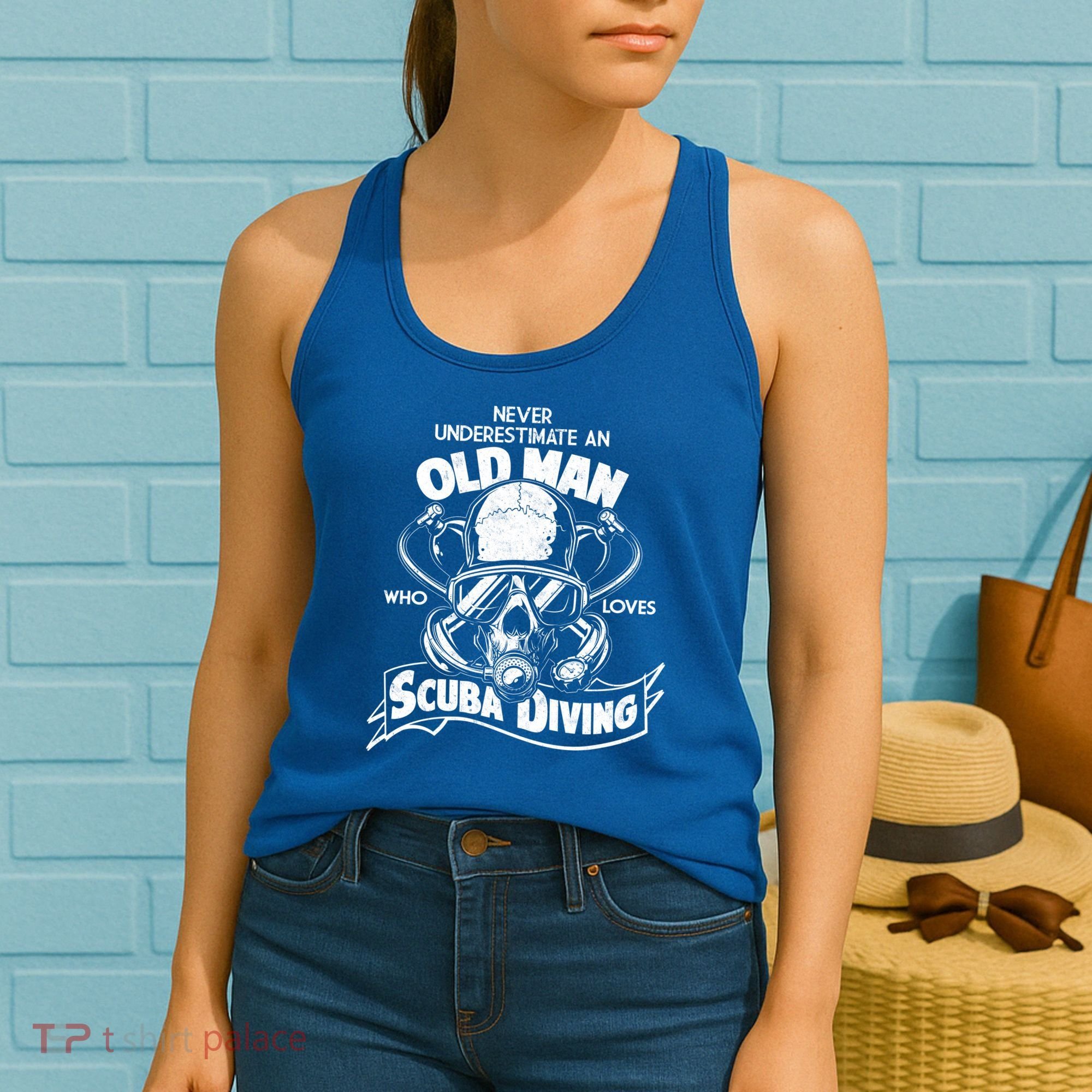 Old Man Who Loves Scuba Diving Women's Tank Top