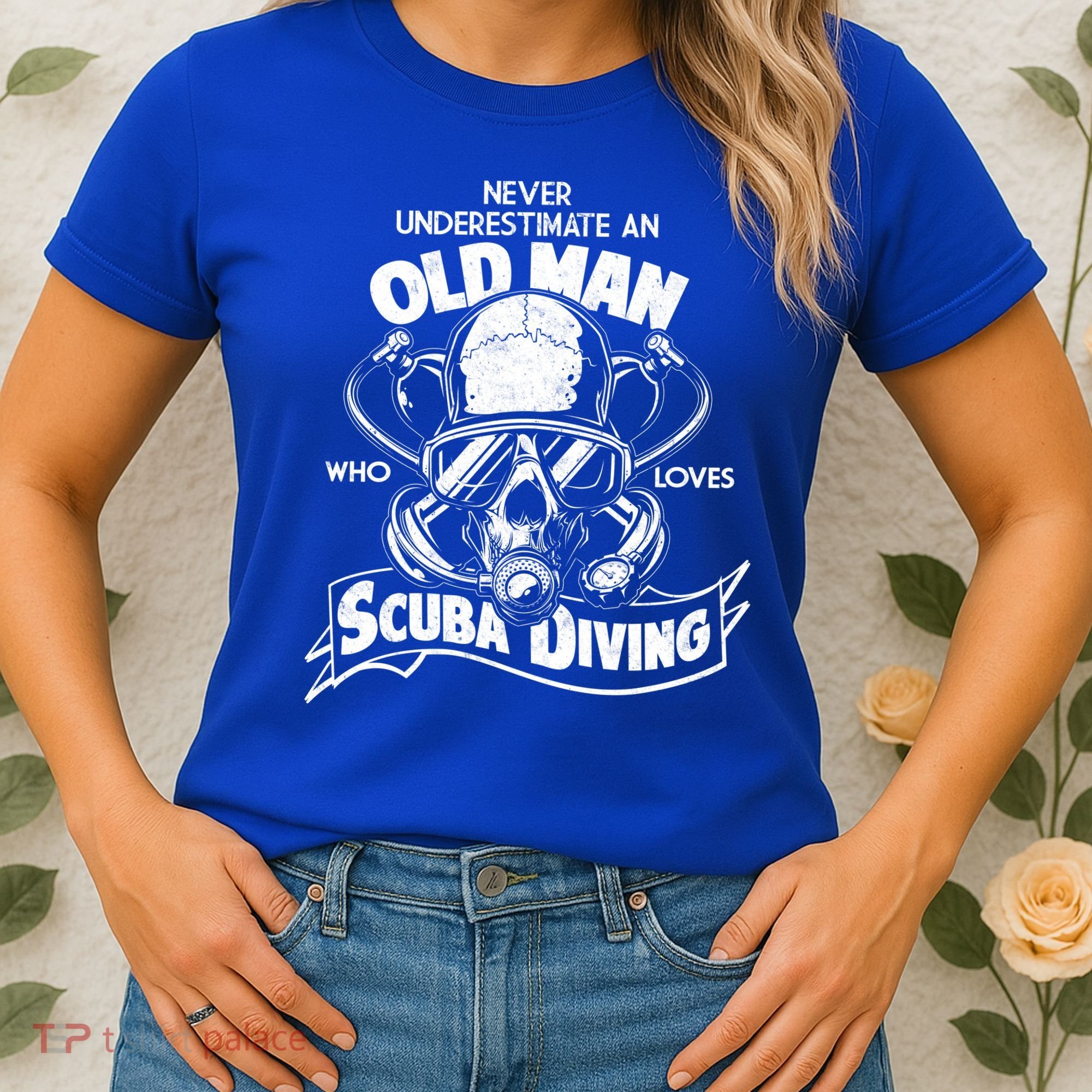 Old Man Who Loves Scuba Diving Women's T-Shirt