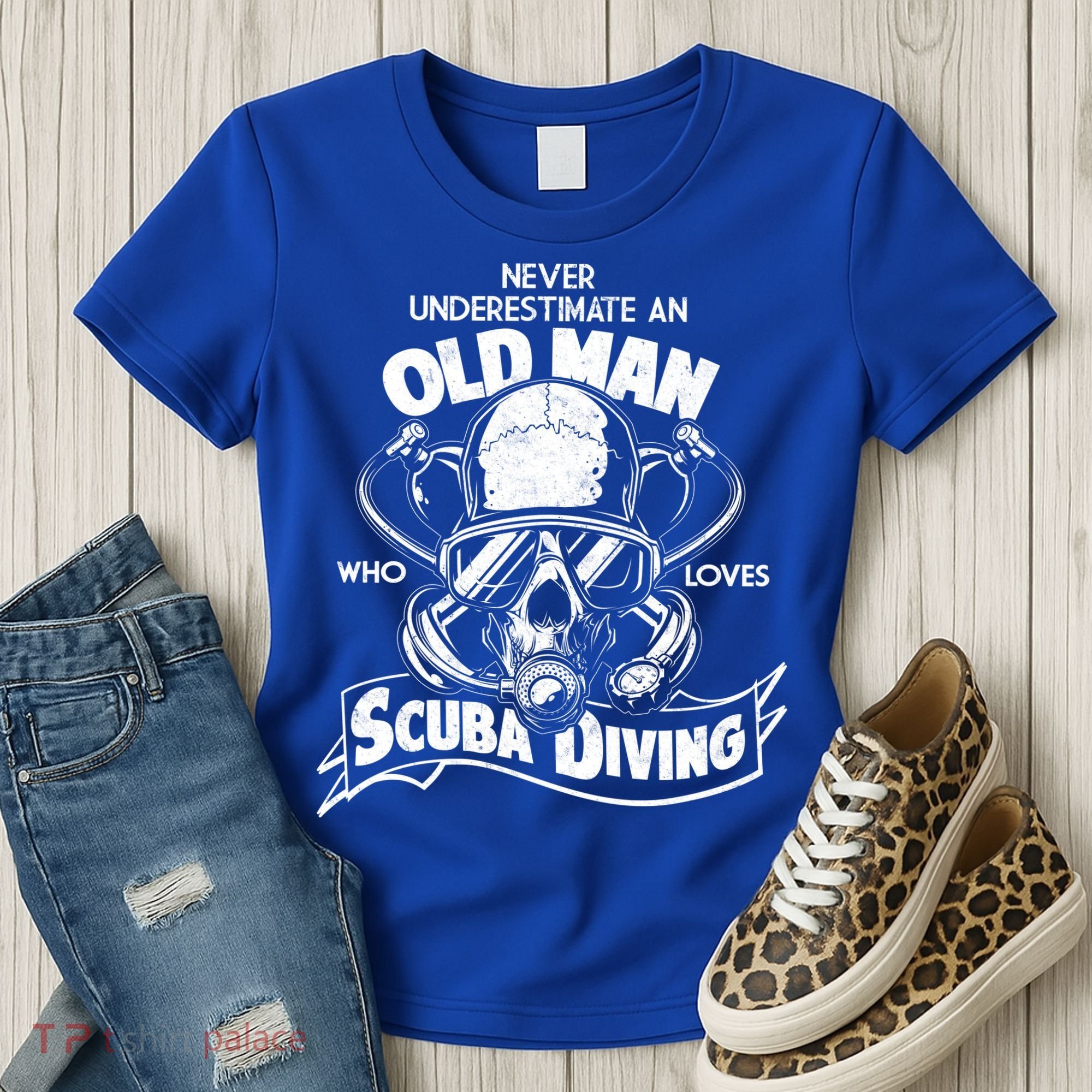 Old Man Who Loves Scuba Diving Women's T-Shirt