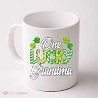 One Lucky Grandma Shamrock Irish Grandma St Patricks Day Coffee Mug thumb 0