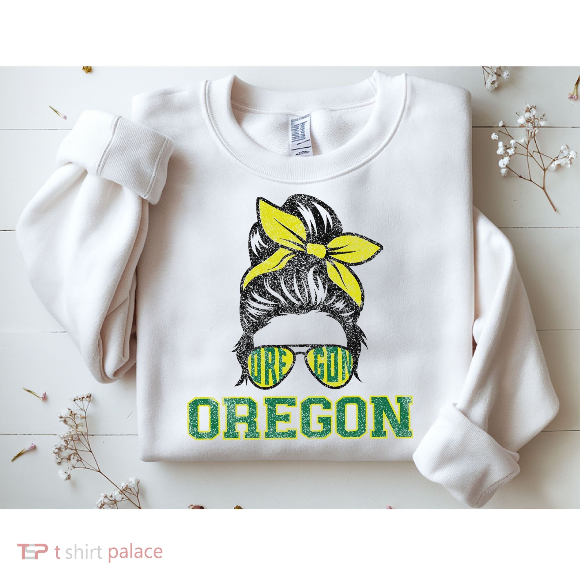 Oregon Lovers Messy Bun Oregon Souvenir Women Sweatshirt