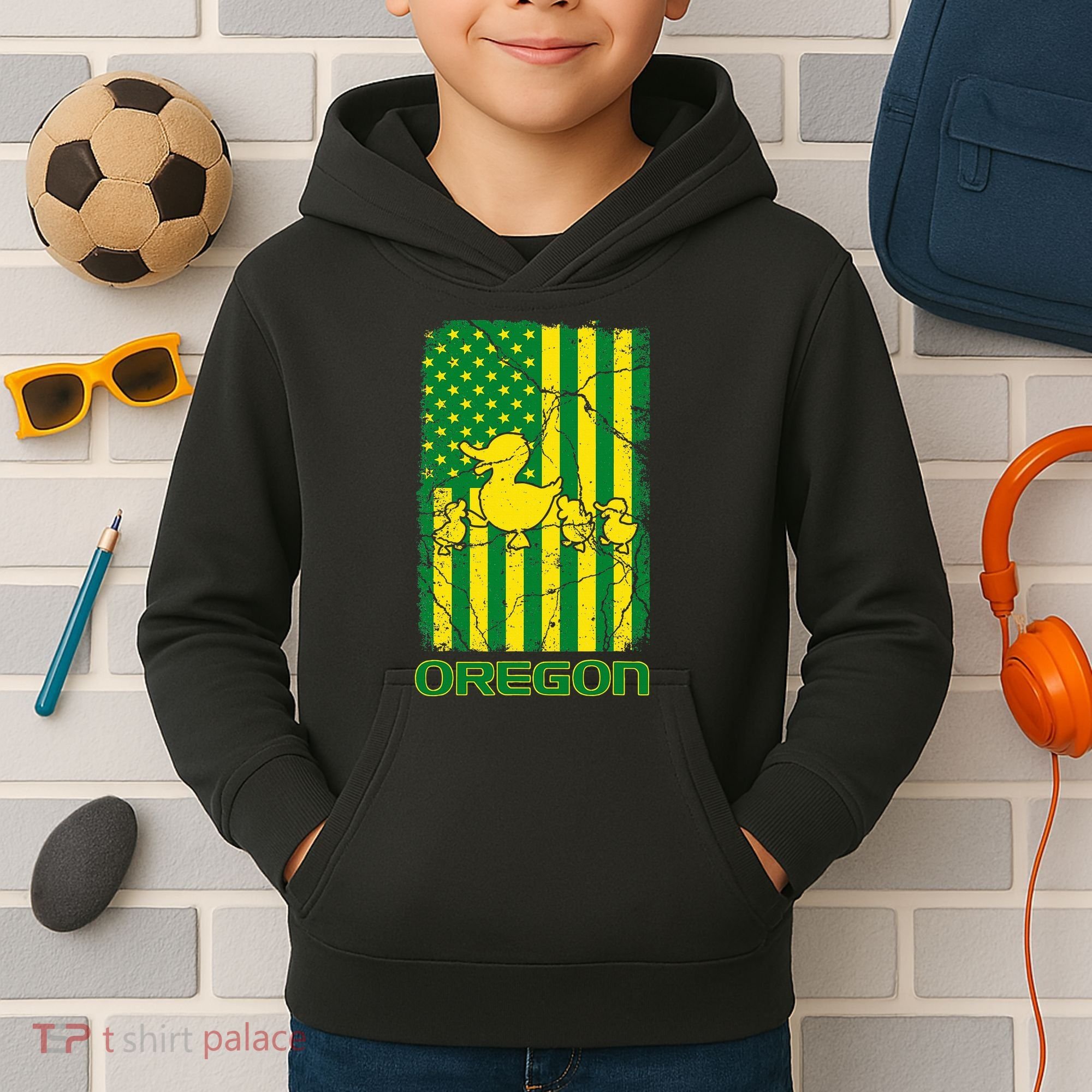 Oregon Lovers Oregon Souvenir Patriotic Retro American Flag Kids Hoodie