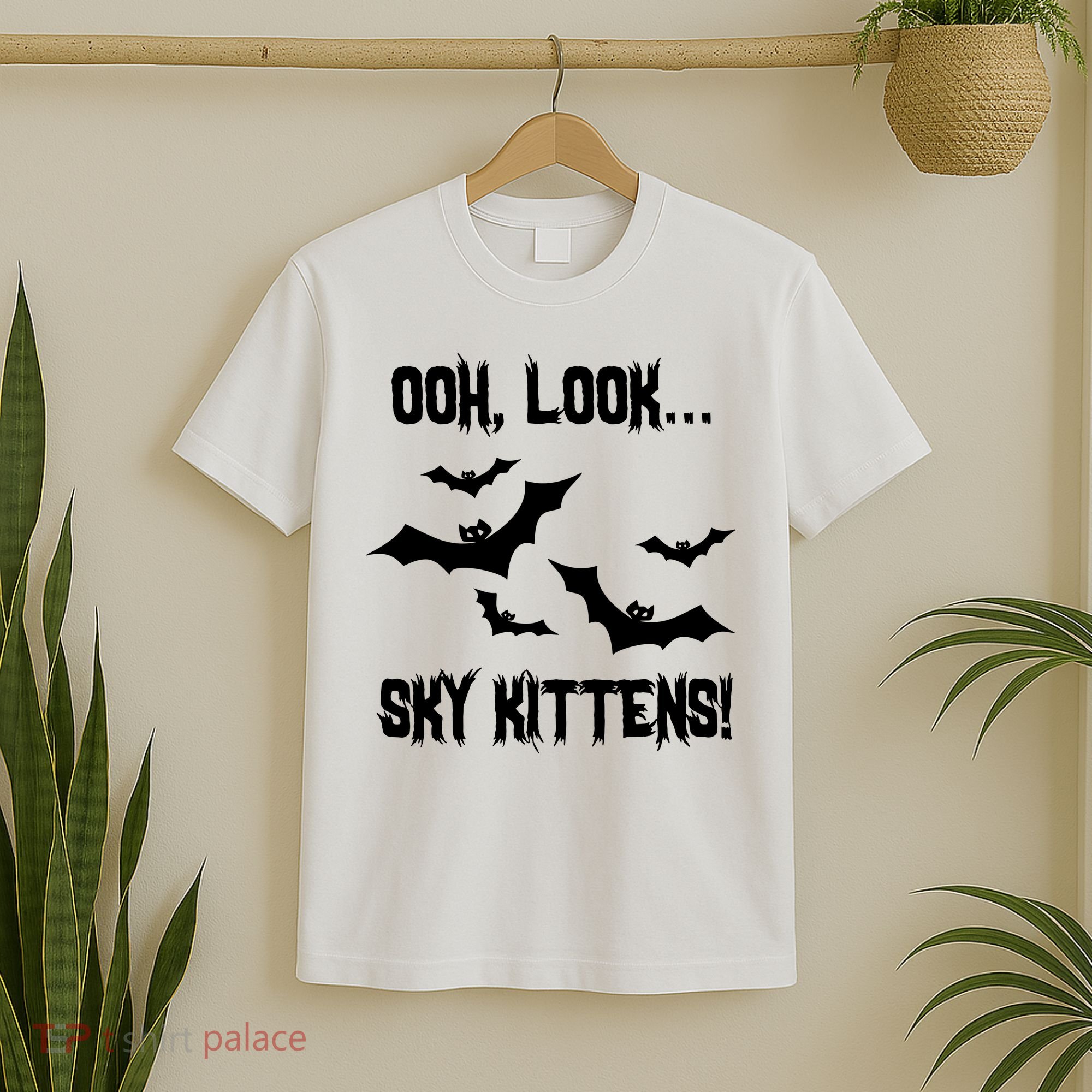 Oh Look Sky Kittens Bat Halloween Bats T-Shirt