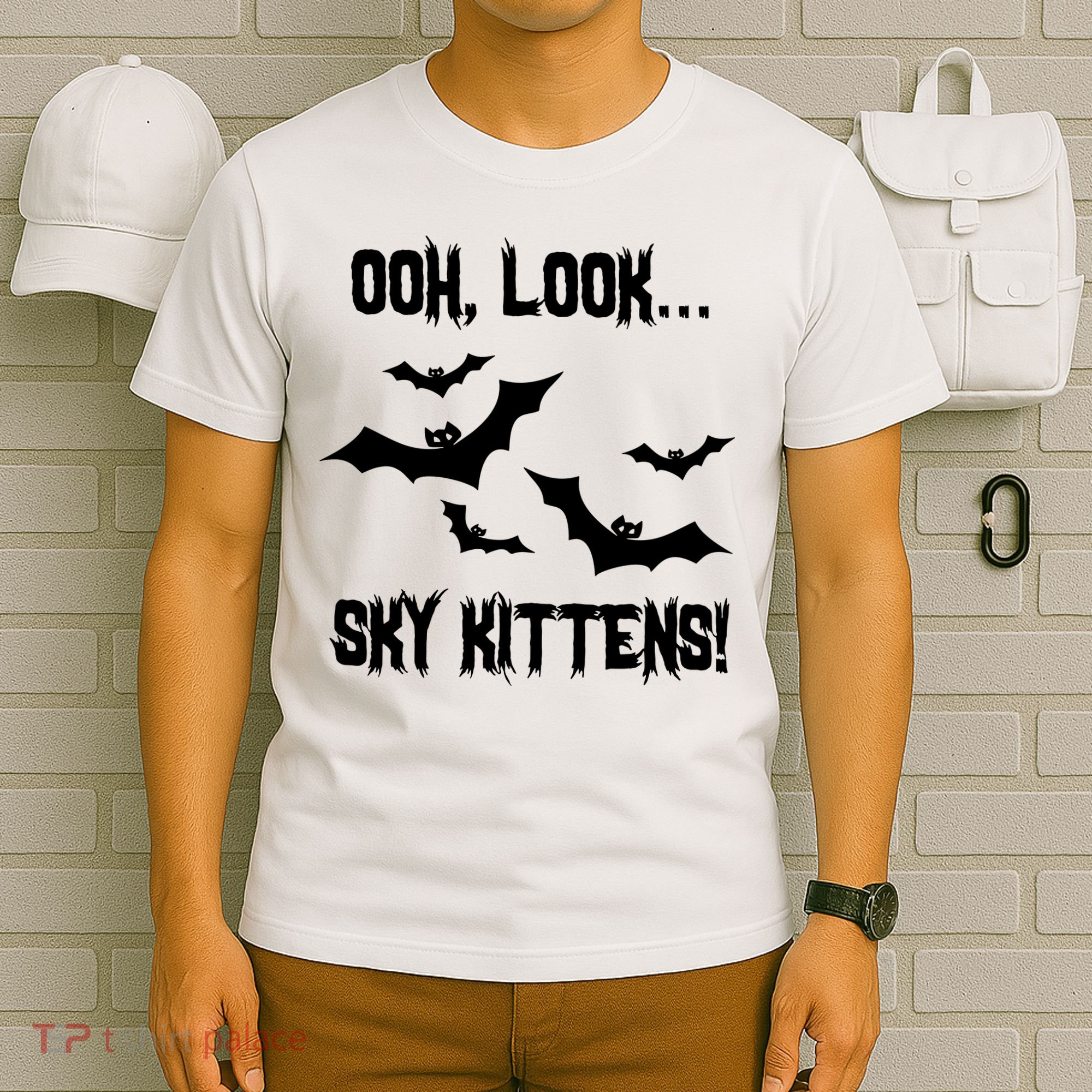Oh Look Sky Kittens Bat Halloween Bats T-Shirt