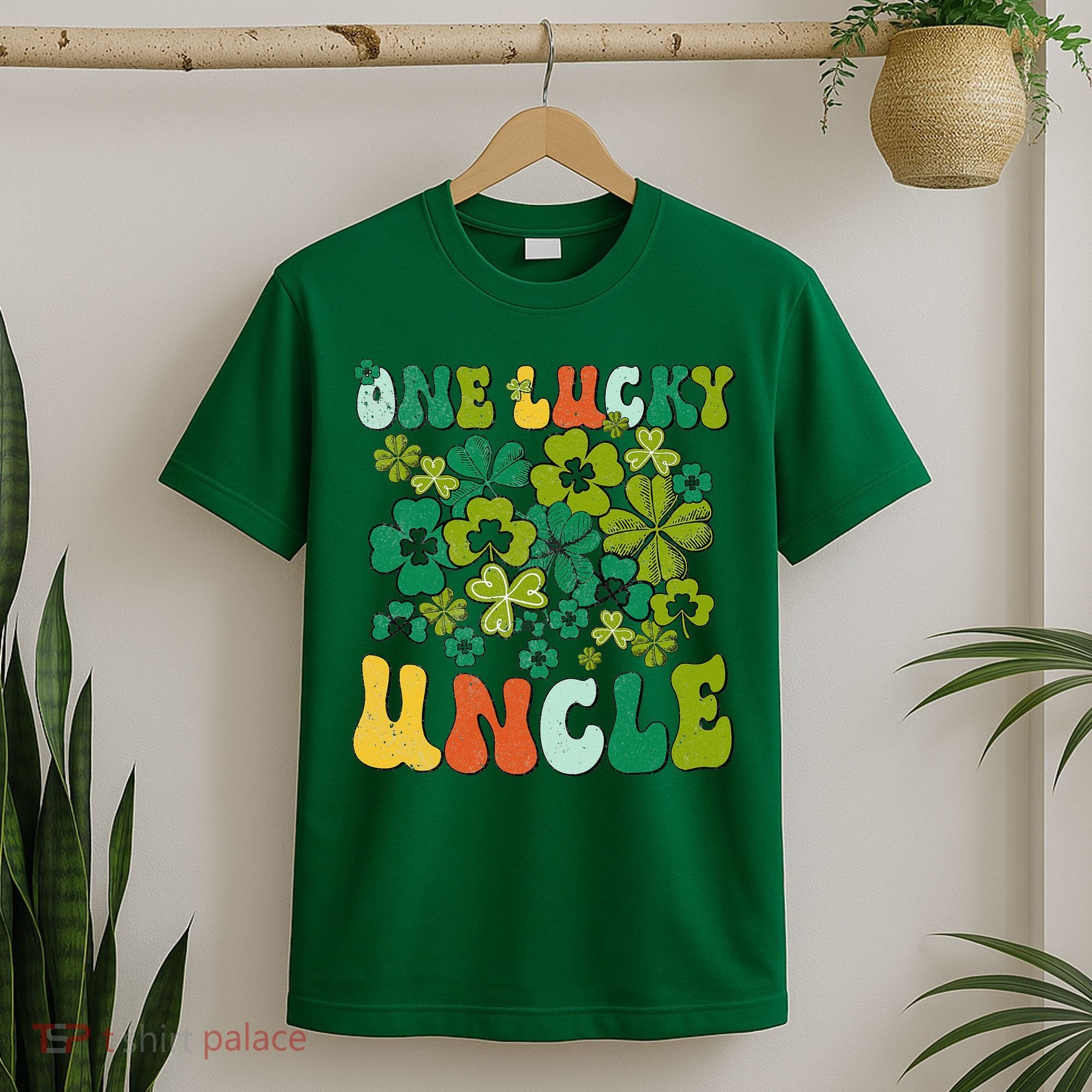 One Lucky Uncle Happy St Patrick's Day Irish Family T-Shirt