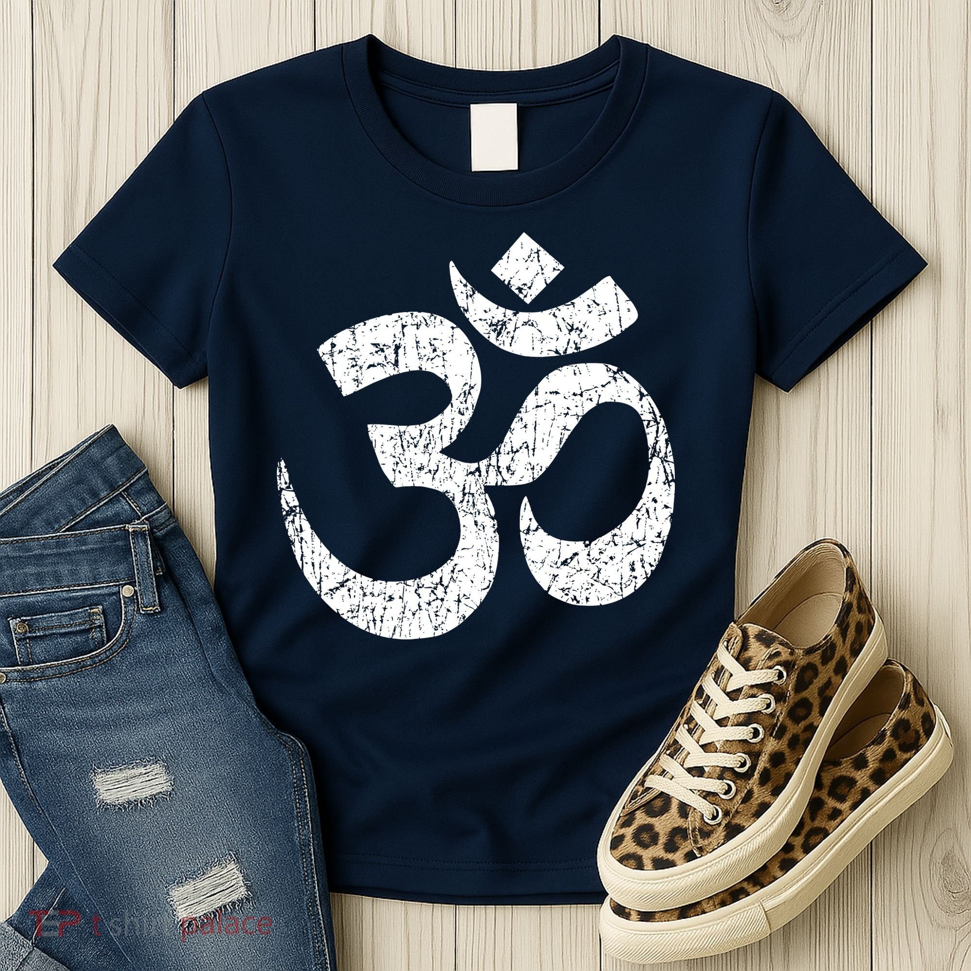 OM AUM Buddhist Zen YOGA Hindu India Women's T-Shirt