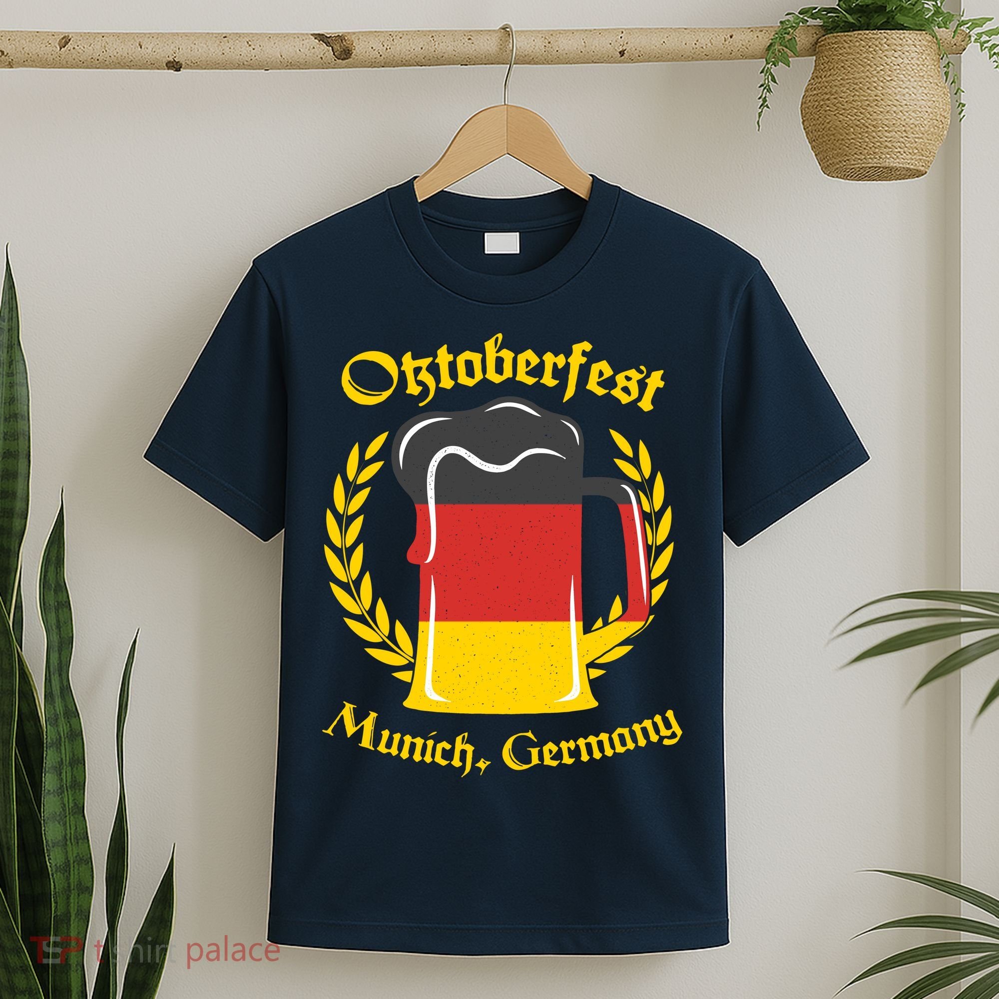 Oktoberfest Munich Germany Flag Mug T-Shirt