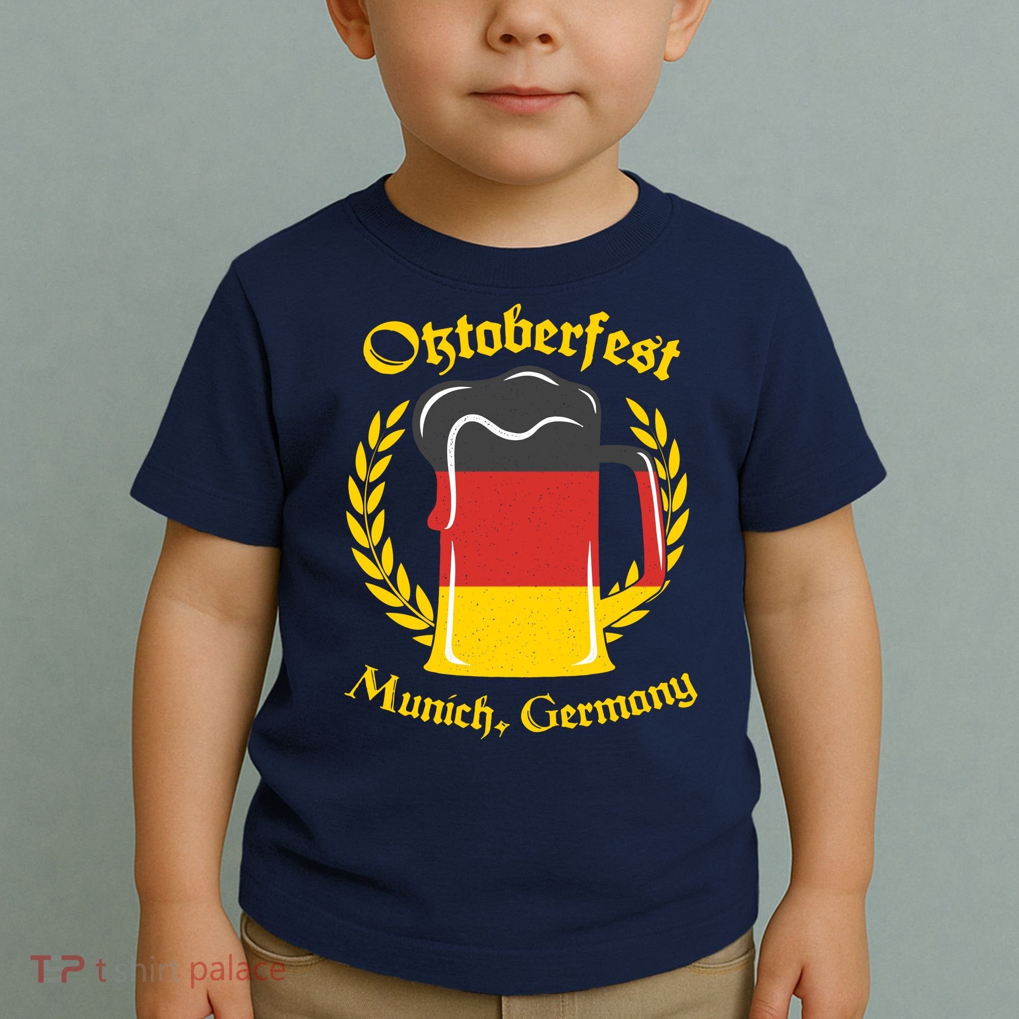 Oktoberfest Munich Germany Flag Mug Toddler T-Shirt