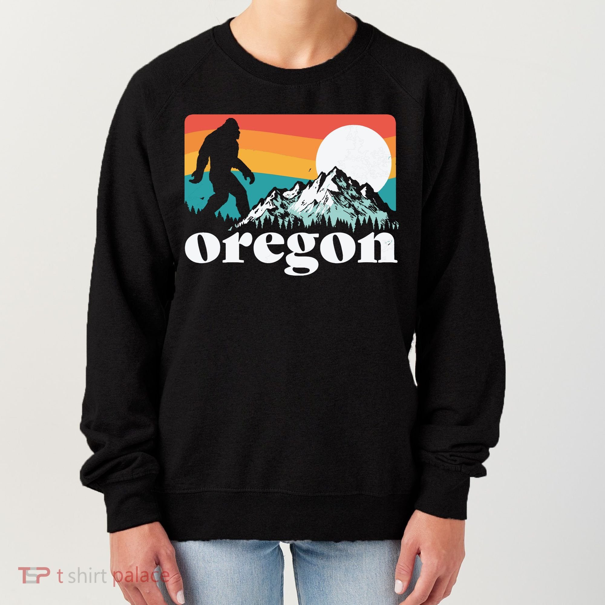 Oregon Pride Bigfoot Mountains Women's Sweatshirt