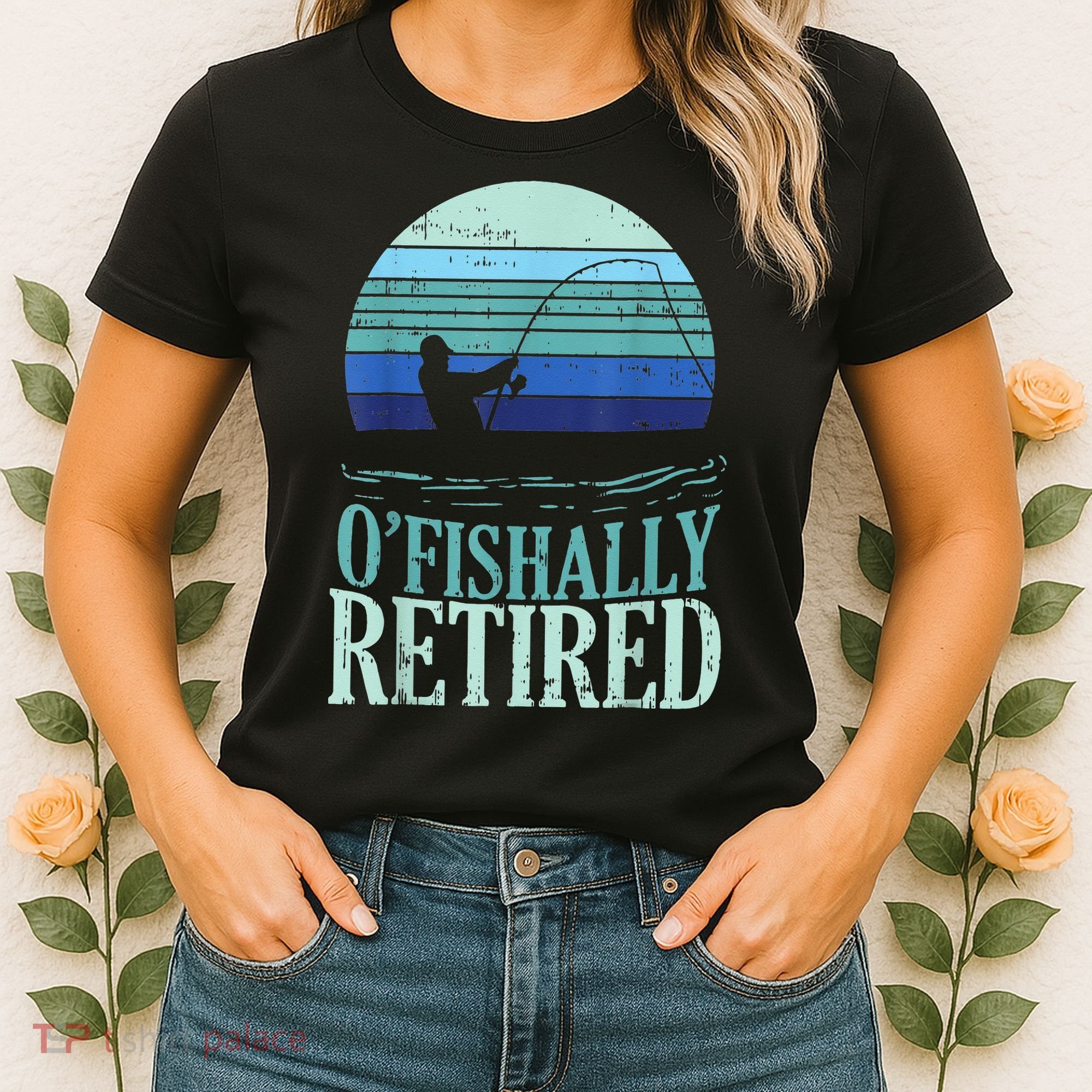 Ofishally Retired Fishing Retro Retirement Dad Gift Women's T-Shirt