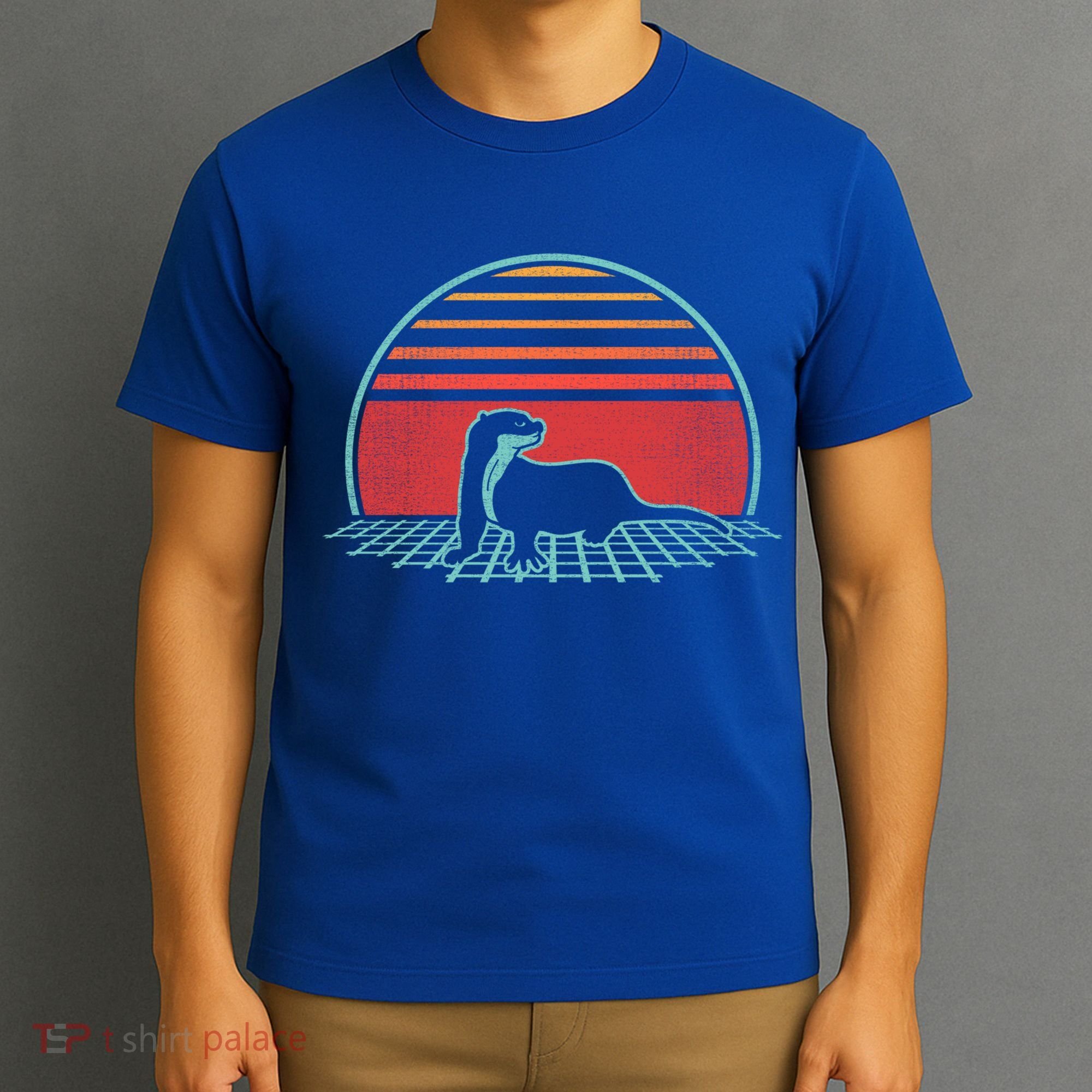 Otter Retro Vintage 80s Style Animal Lover Gift Great Gift T-Shirt