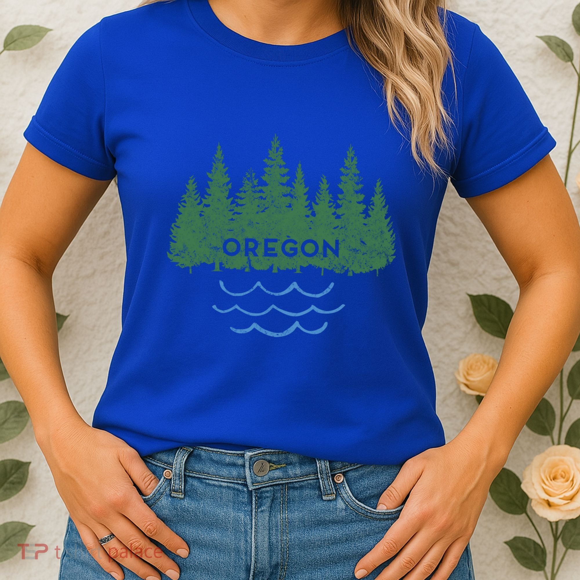 Oregon Trees Silhouette Nature Outdoorsy Funny Gift Women's T-Shirt