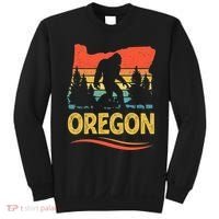 Oregon with a Bigfoot Sweatshirt thumb 0