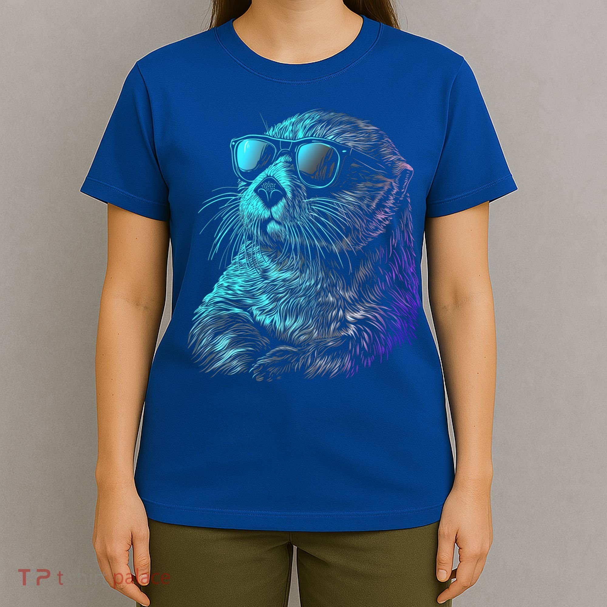 Otter Wearing Sunglasses Funny Cute Animal Sea Otter Lover Funny Gift T-Shirt