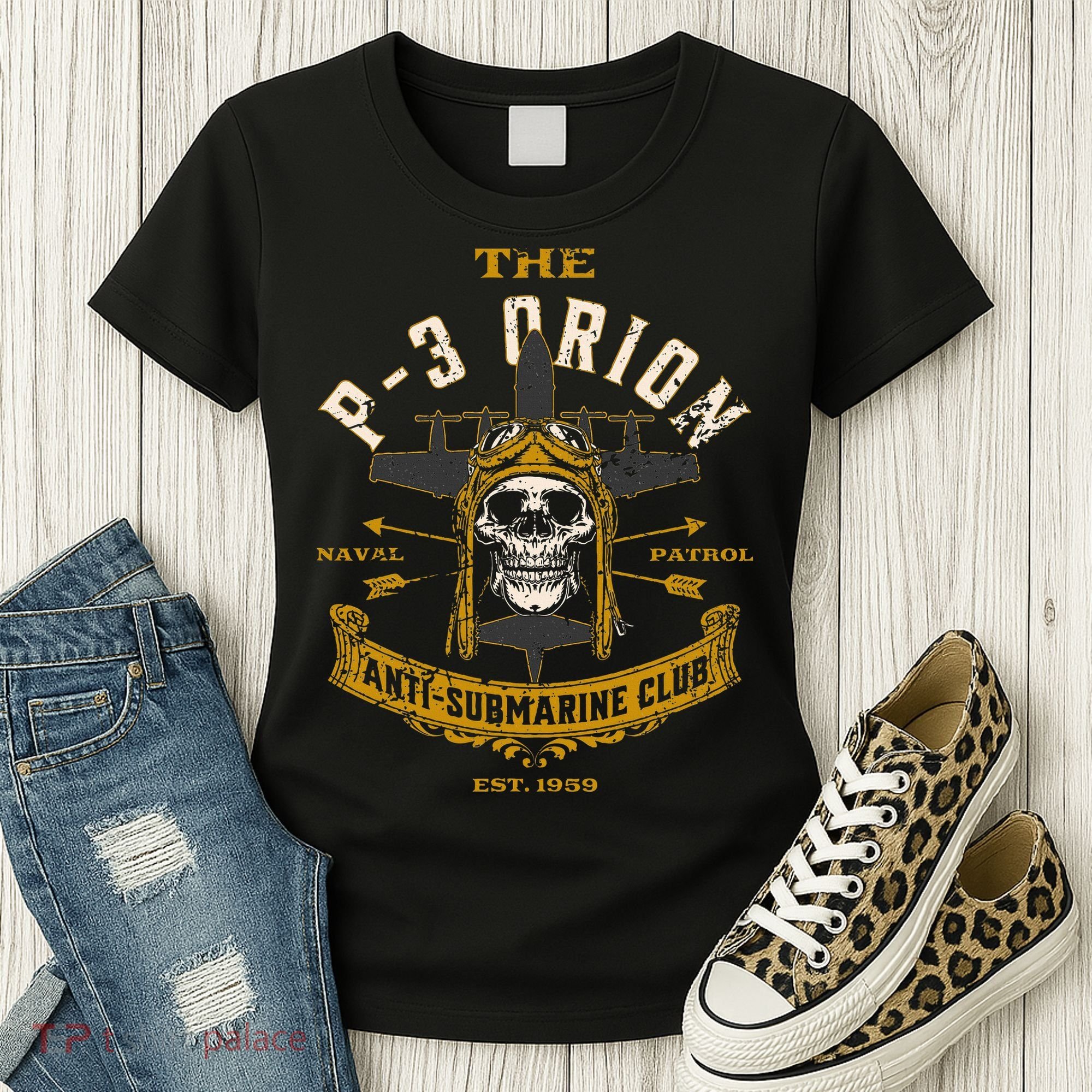 P 3 Orion Anti Submarine Aircraft Skull Distressed Women's T-Shirt