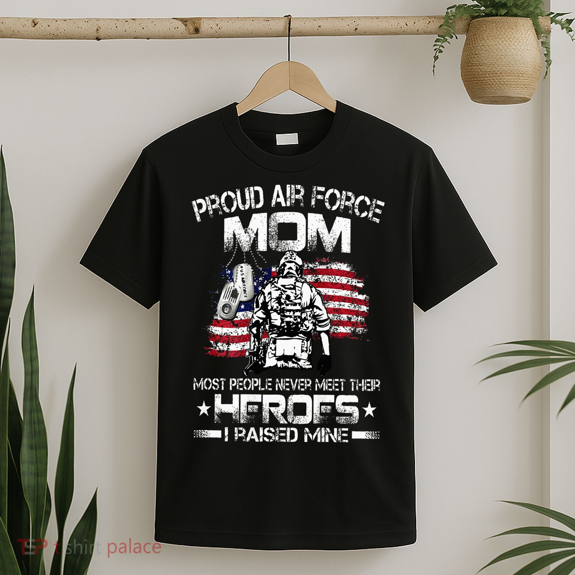 Proud Air Force Mom Air Force Graduation Mom USAF Heroes T-Shirt