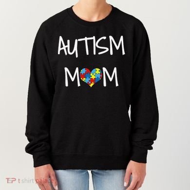 PROUD AUTISM MOM Women's Sweatshirt