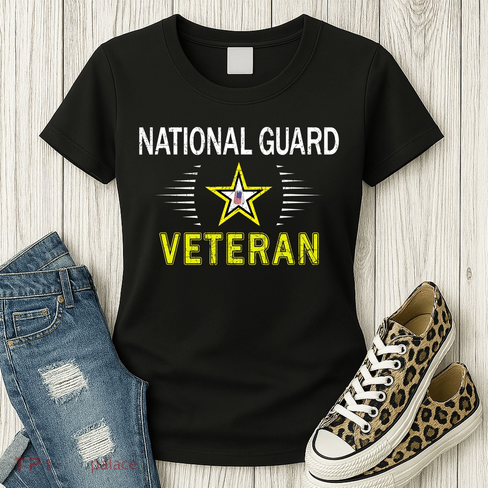 Proud Army National Guard Dad Veterans Day Gift Women's T-Shirt