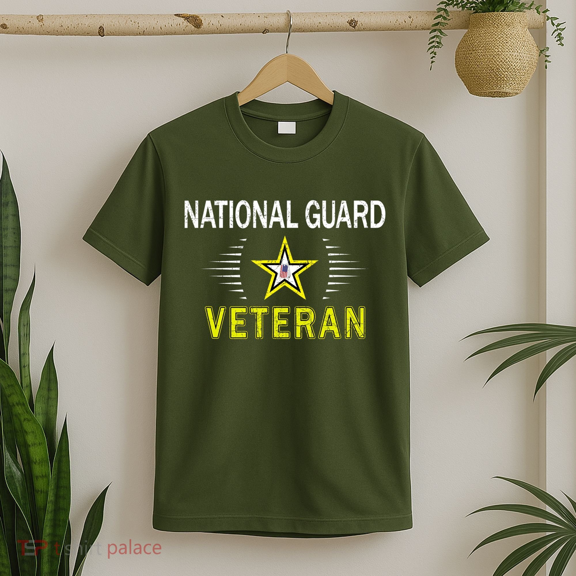 Proud Army National Guard Dad Veterans Day Gift T-Shirt