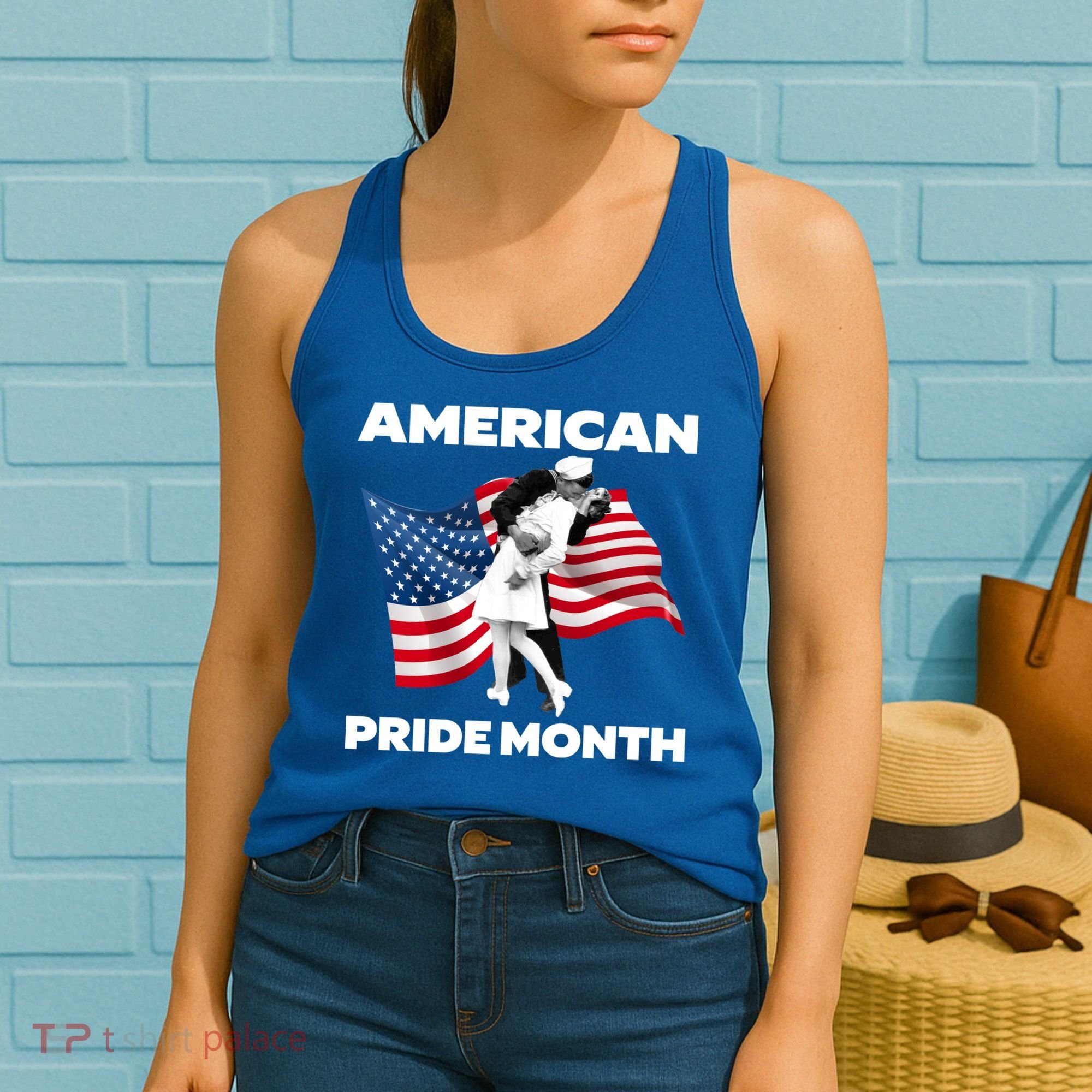 Patriotic American Pride Month Classic Wwii Soldier Kissing Nurse Women's Tank Top