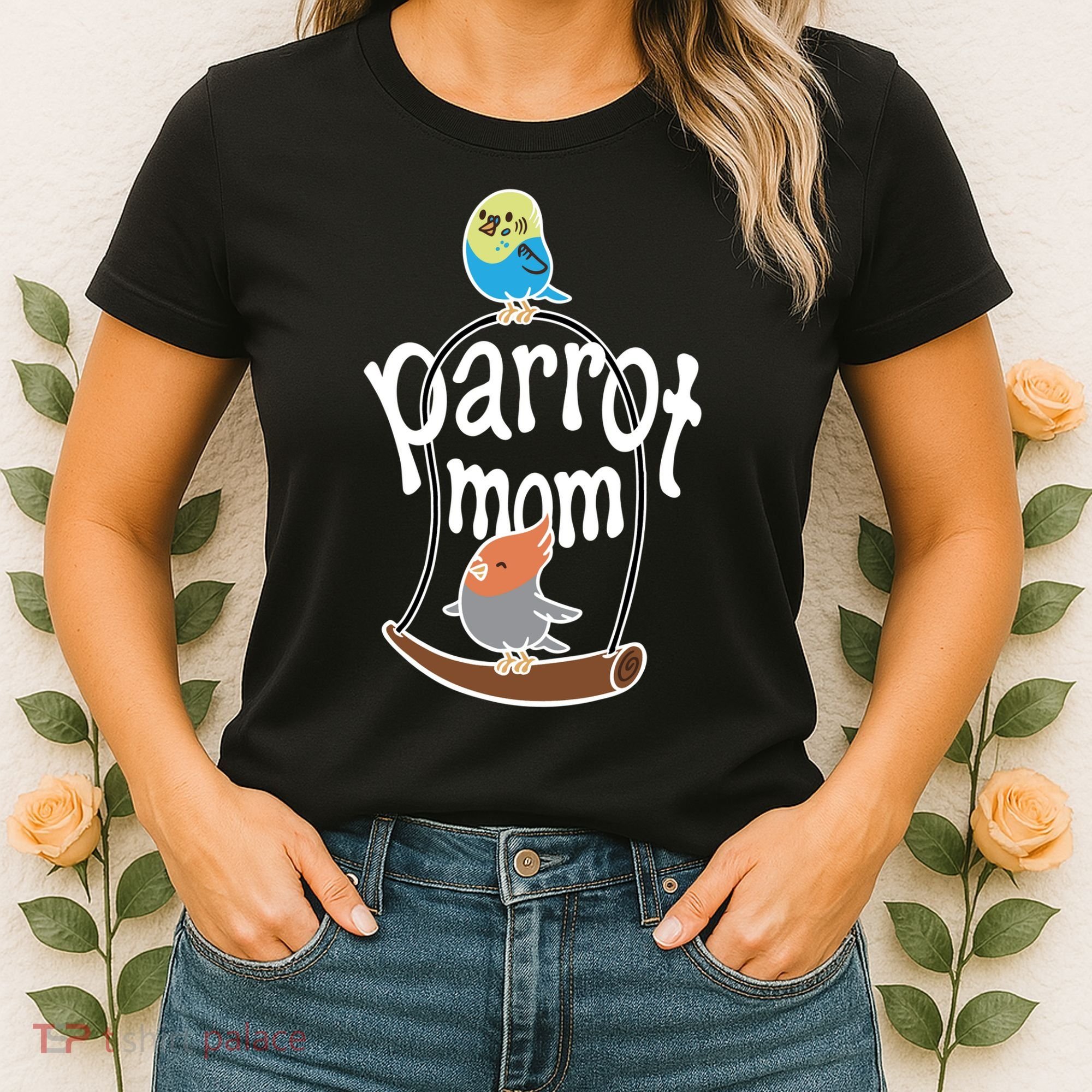 Parrot Mom Women's T-Shirt
