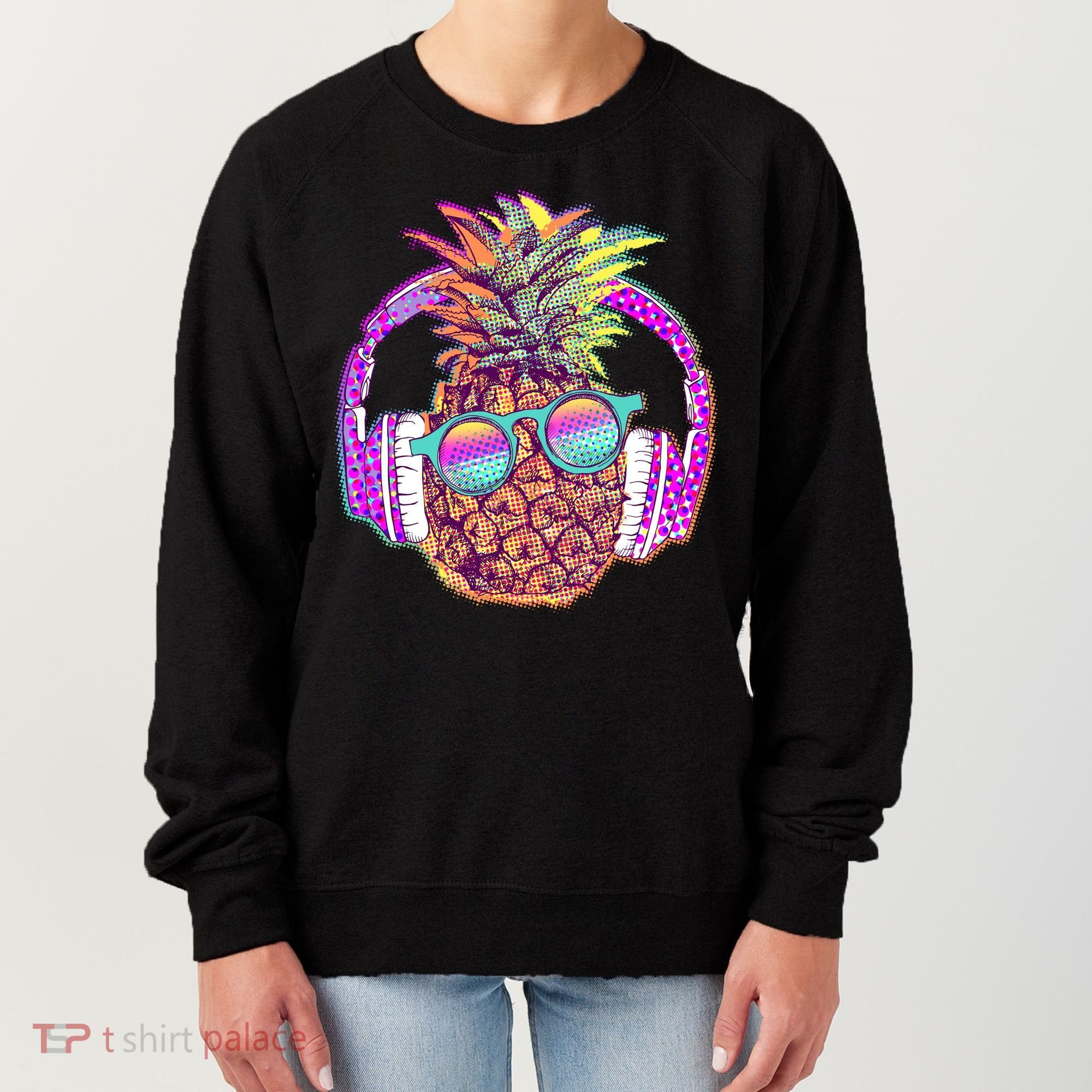 Pop Art Summer Time Headphones Pineapple Women's Sweatshirt