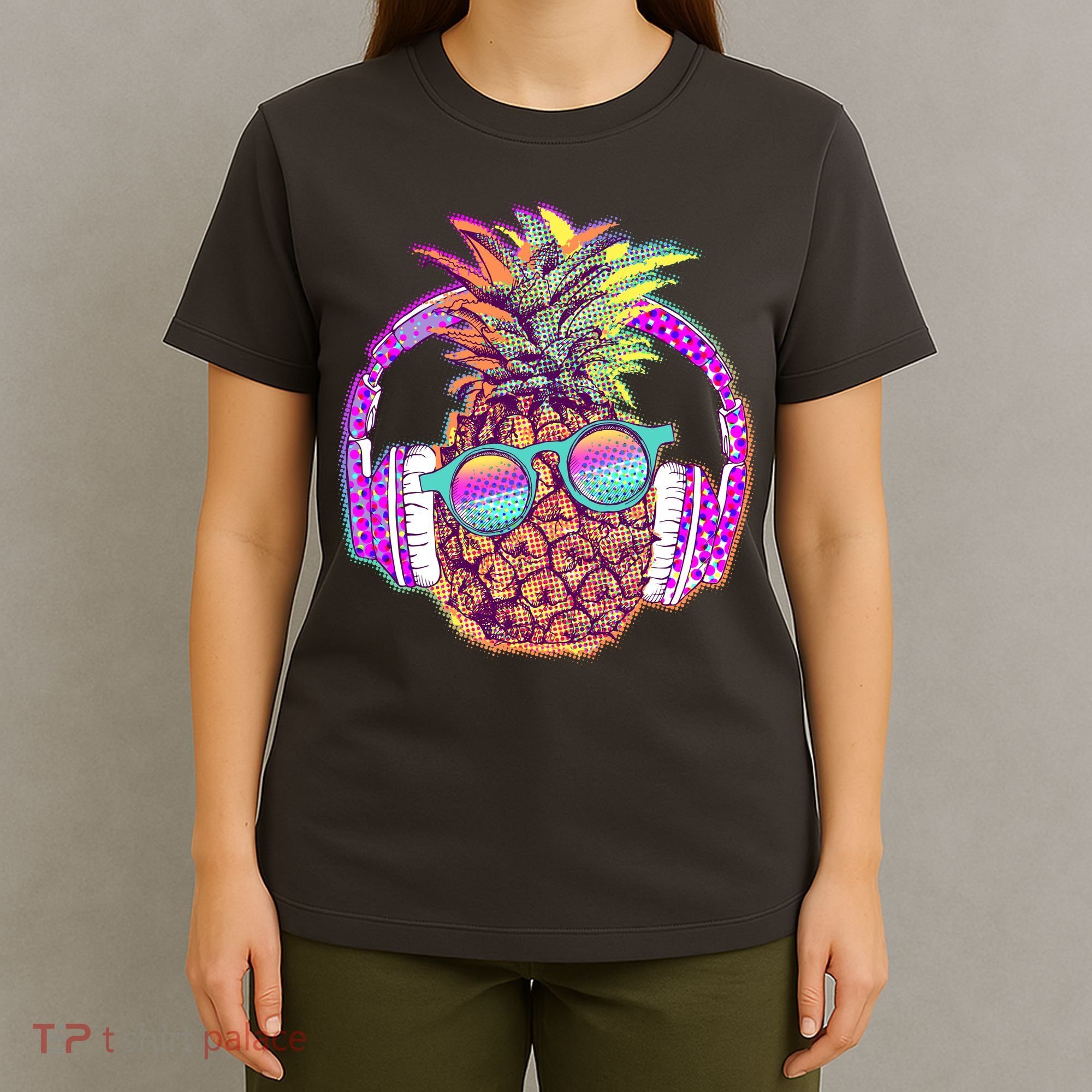 Pop Art Summer Time Headphones Pineapple T-Shirt
