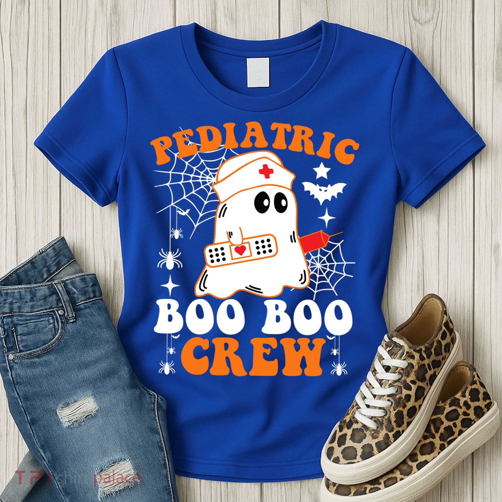 Pediatric Boo Boo Crew Great Gift Funny Nurse Ghost Halloween Gift Women's T-Shirt