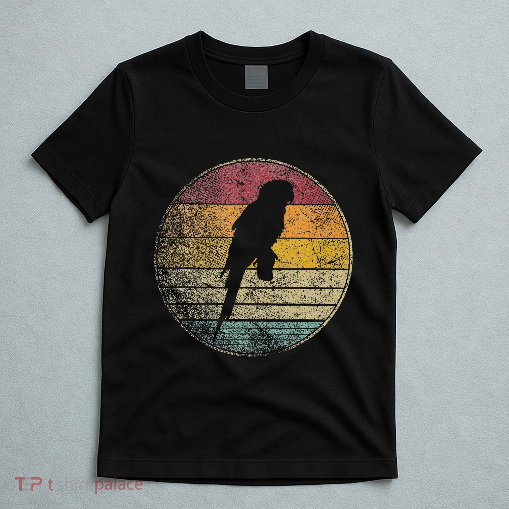 Parrot Bird Vintage Distressed Retro Style Silhouette 70s T-Shirt