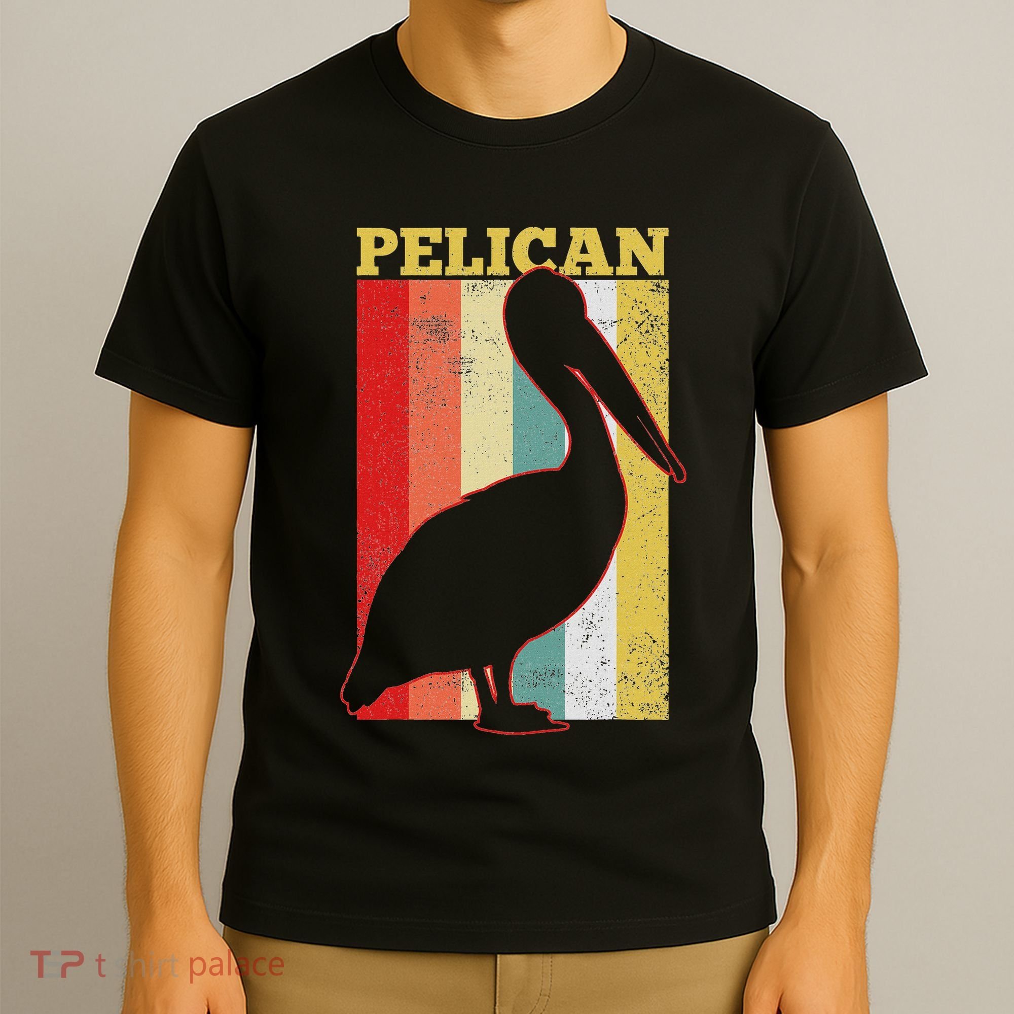 Pelican Bird Vintage Gift T-Shirt