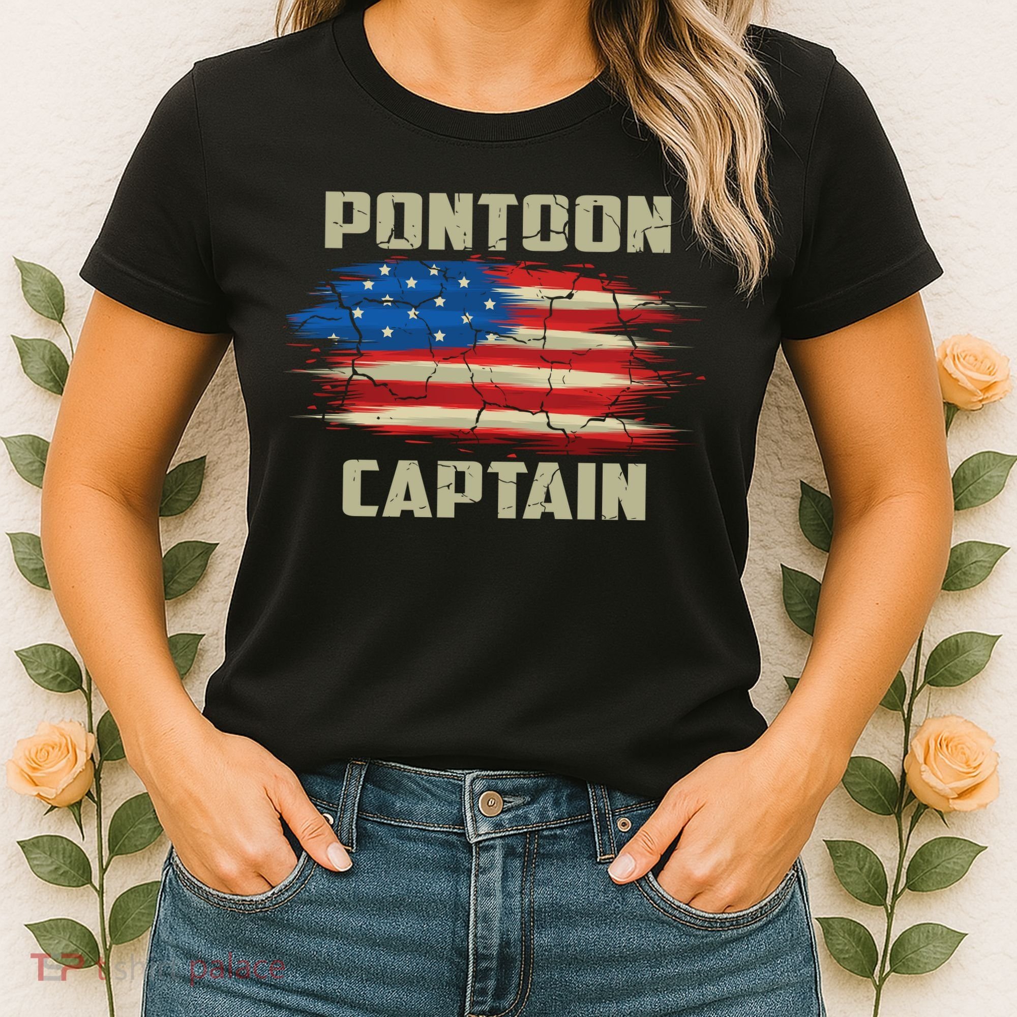 Pontoon Captain American Flag Pontooning Pontoon Boating Women's T-Shirt