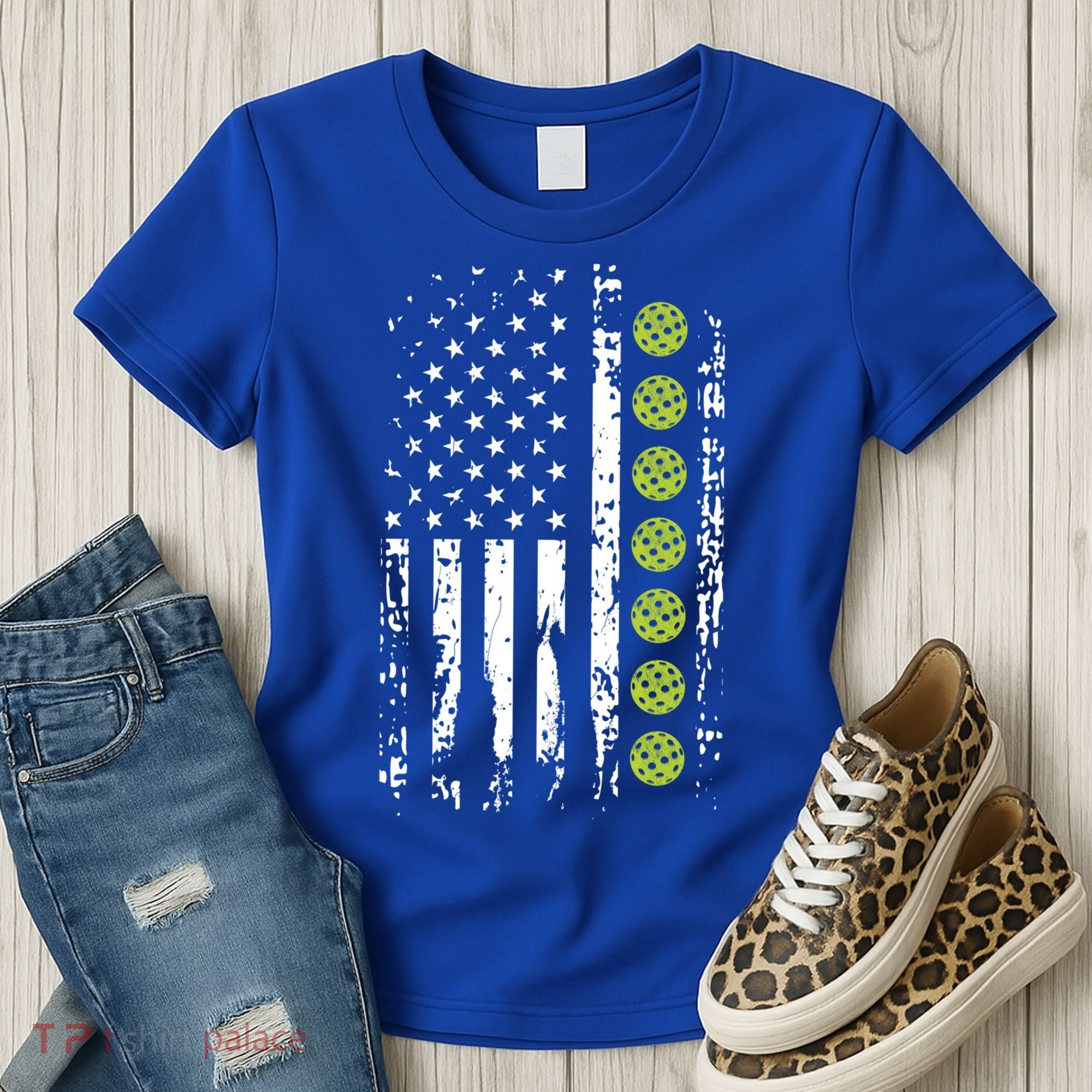 Pickleball Cool Gift American Flag Pickleball Player Gift Cute Gift Women's T-Shirt