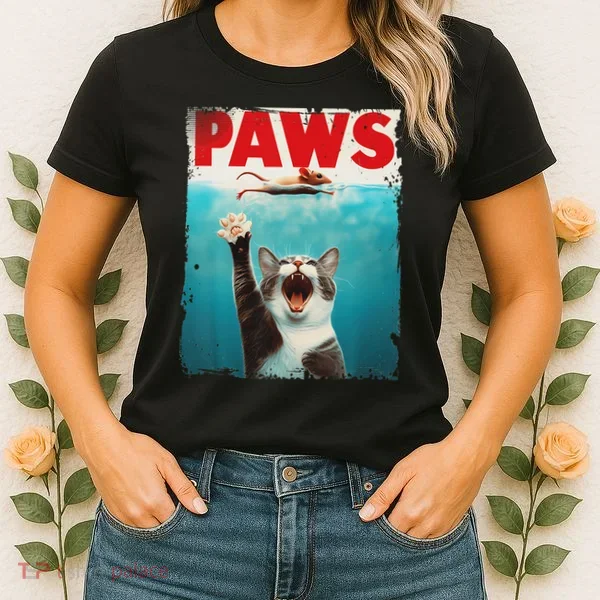 Paws Cat Mouse Parody Cat Shark Chasing Mouse Kitten Women's T-Shirt