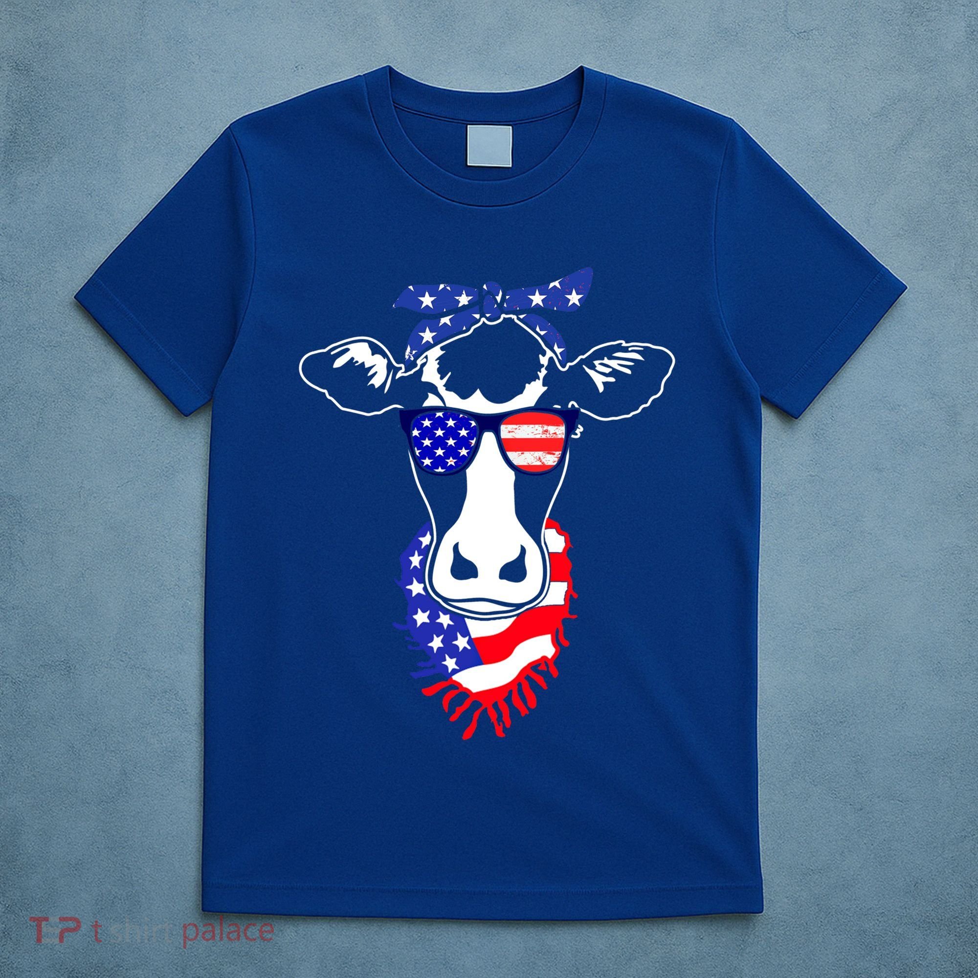 Patriot Cow Tee 4th Of July American Flag Farm Animals Meaningful Gift T-Shirt