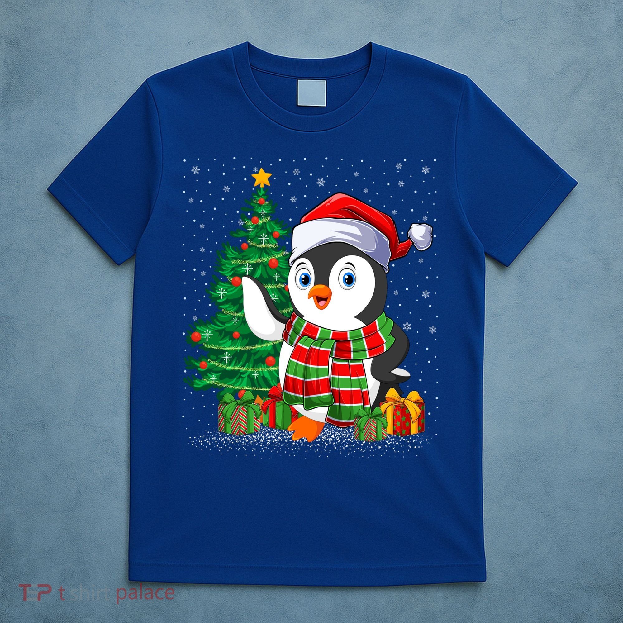 Penguin Christmas Tree Lights Santa Penguin Xmas Cute Gift T-Shirt