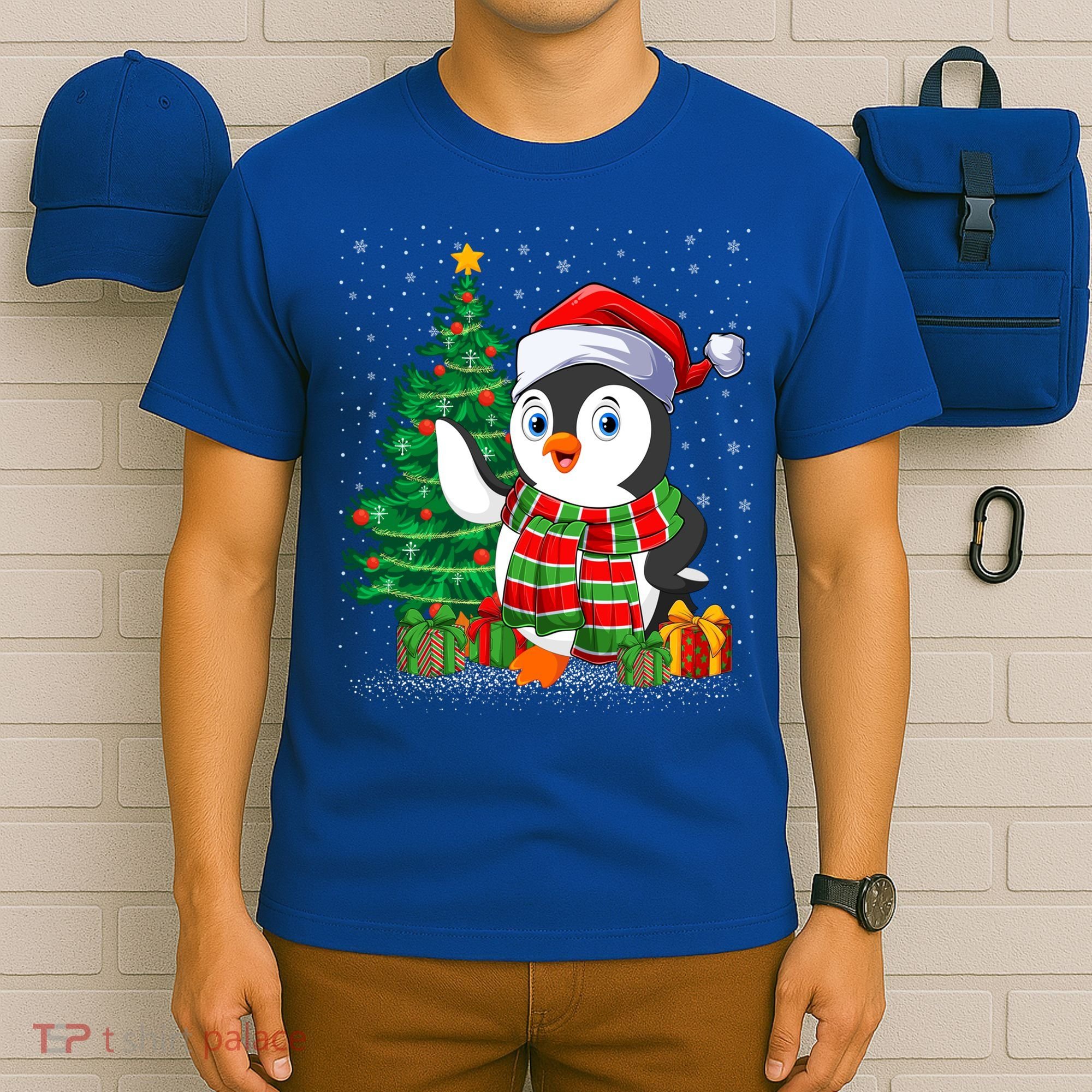 Penguin Christmas Tree Lights Santa Penguin Xmas Cute Gift T-Shirt