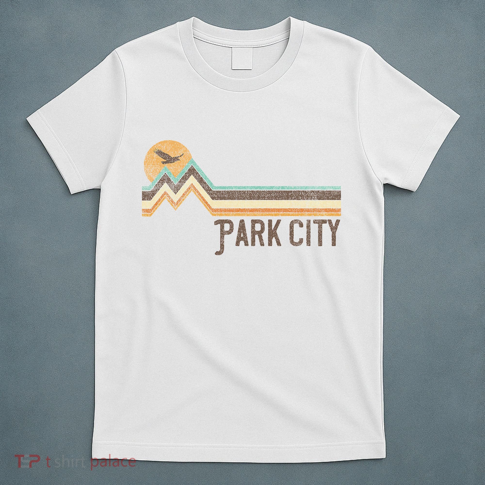Park City Utah 70S 80S Retro Style Vintage Distressed Gift T-Shirt