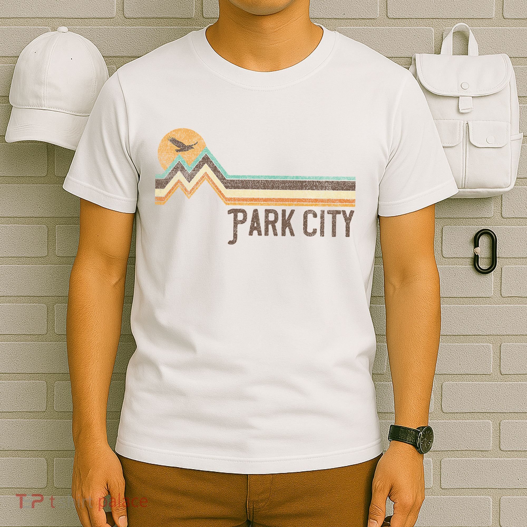 Park City Utah 70S 80S Retro Style Vintage Distressed Gift T-Shirt