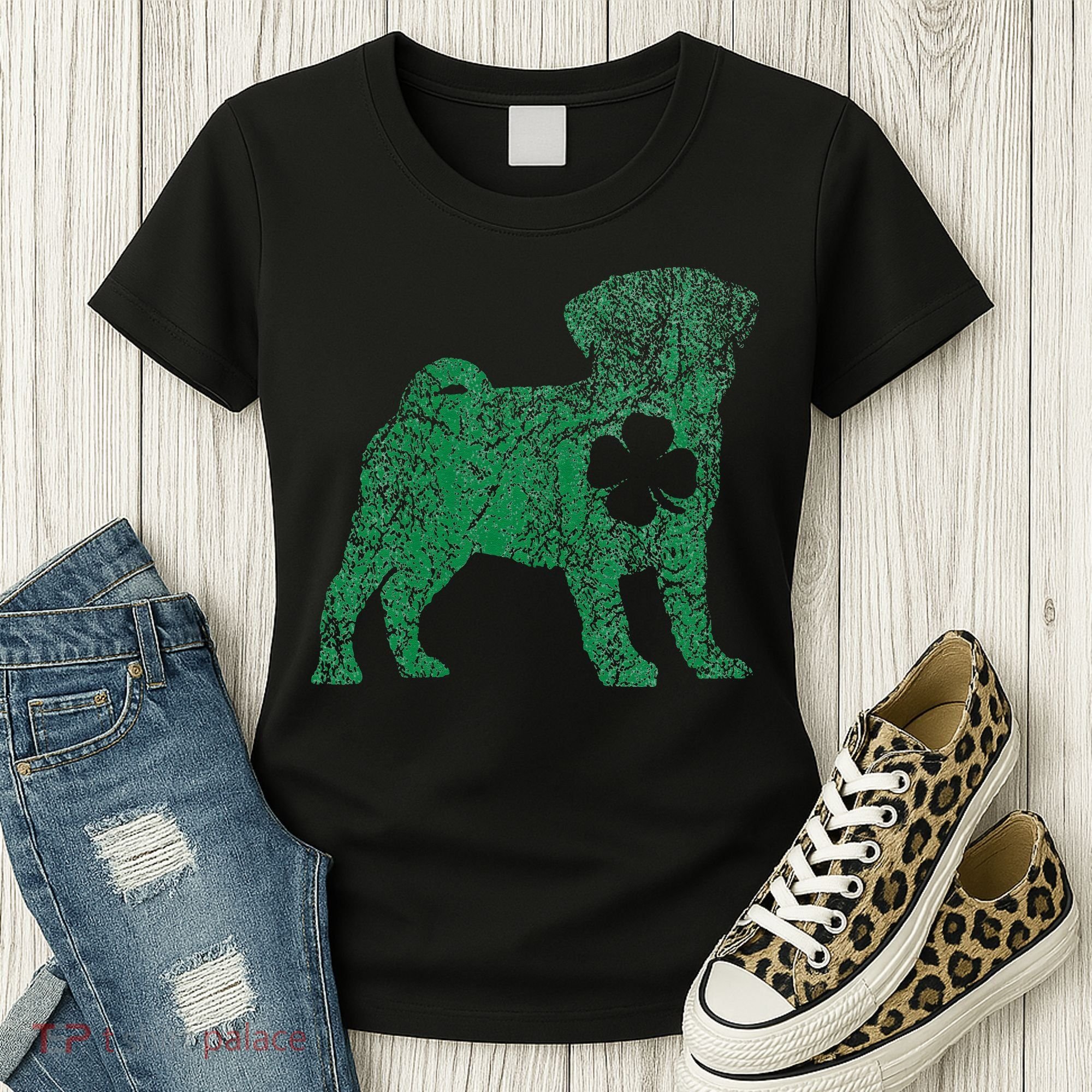 Pug Dog Shamrock St Patrick's Day Saint Paddy's Irish Women's T-Shirt