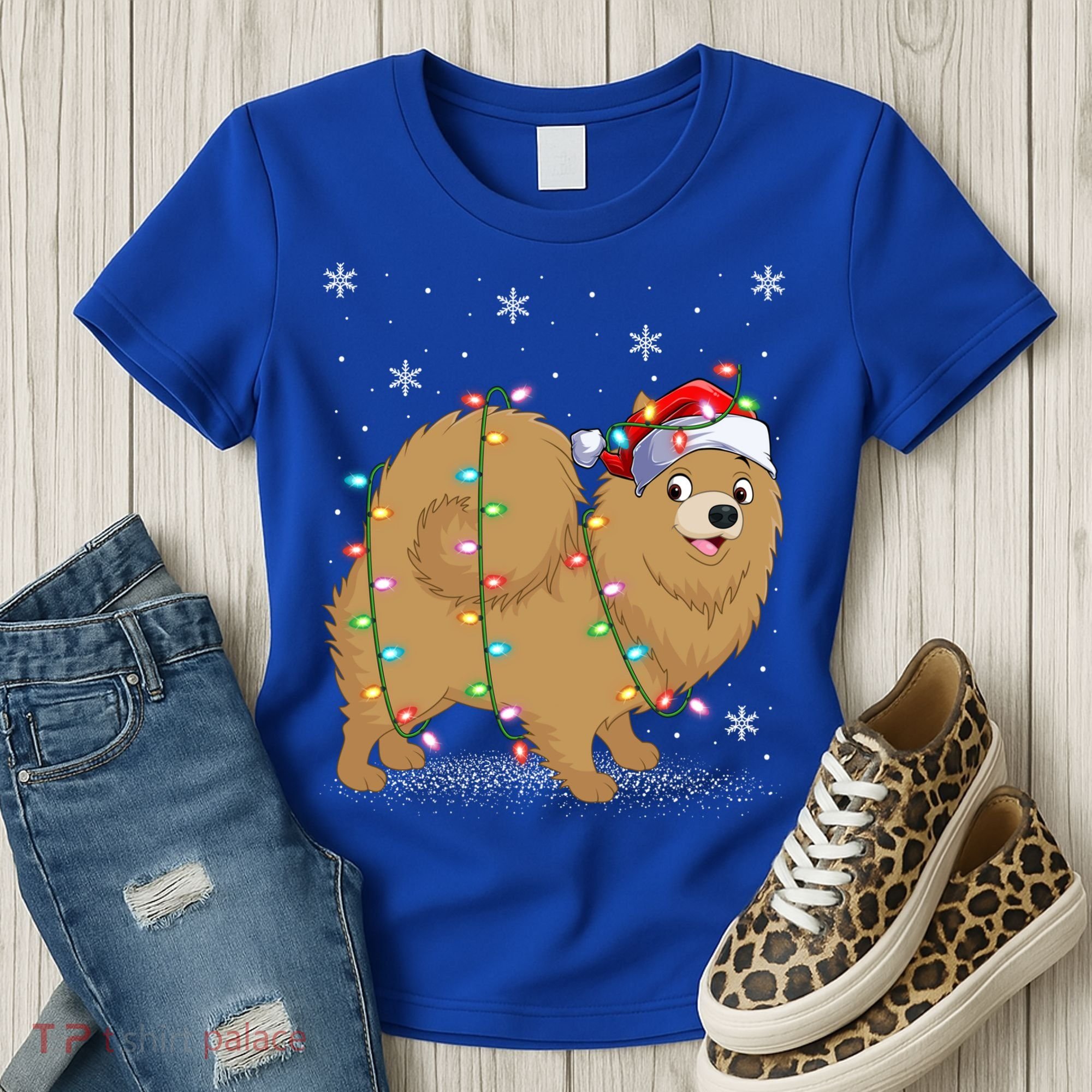 Pomeranian Dog Xmas Lighting Santa Pomeranian Christmas Gift Women's T-Shirt