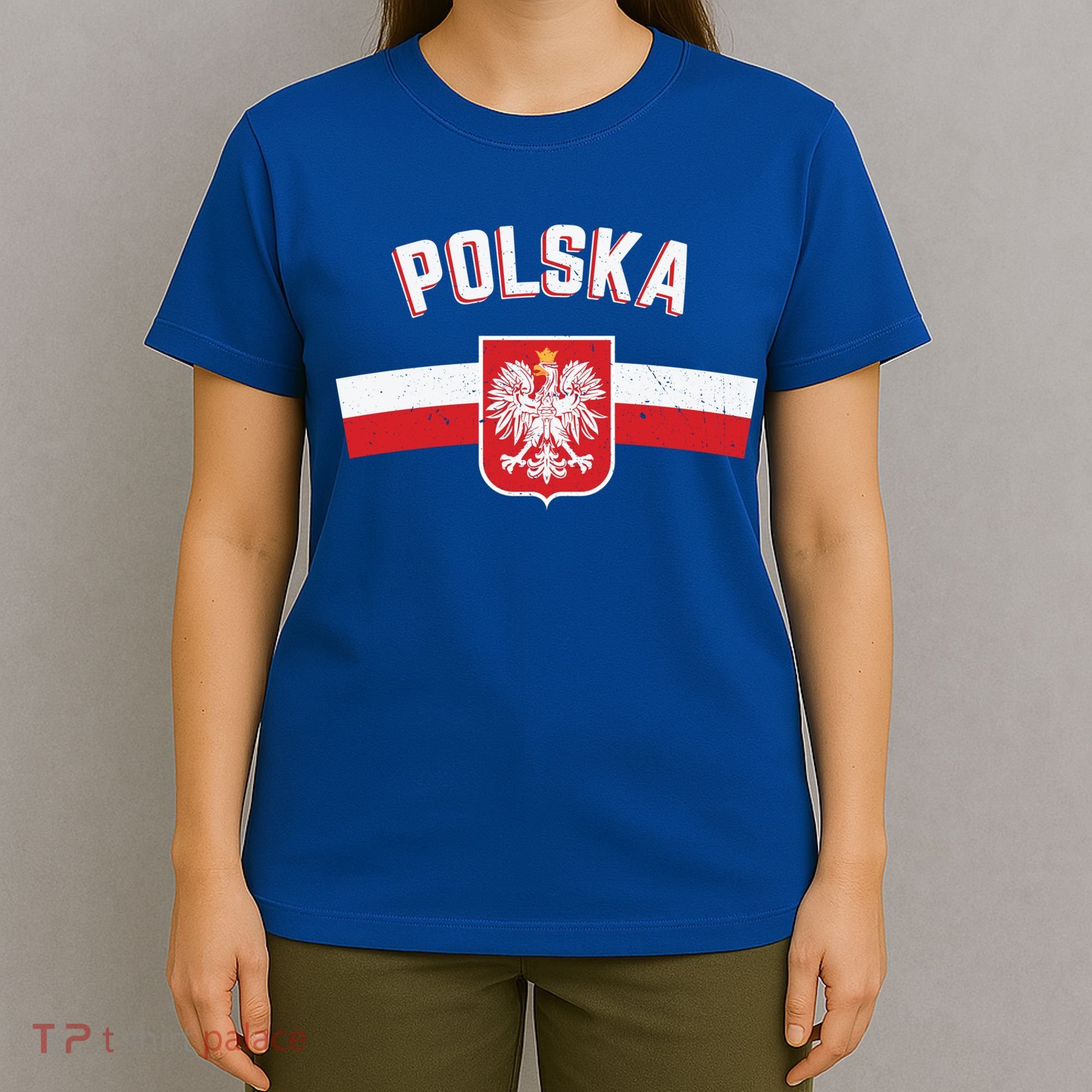 Poland Eagle Flag Gift Proud Polish Men Women Gift T-Shirt